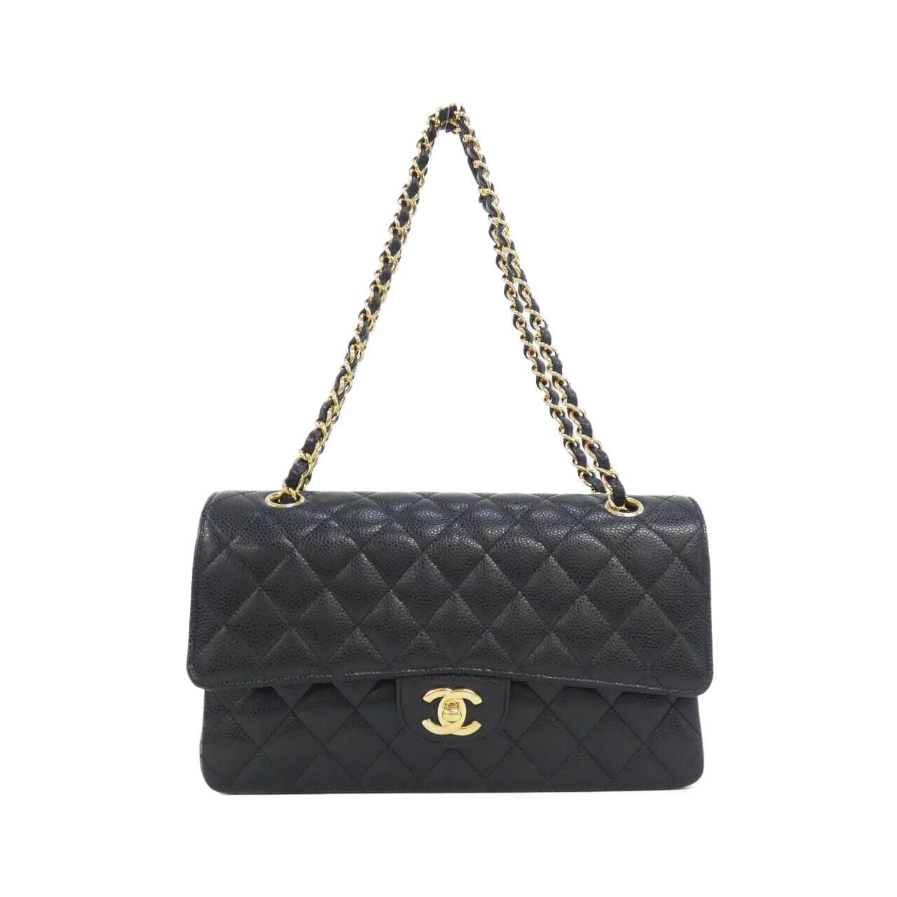 CHANEL Matelasse 1112 Shoulder Grained Calfskin