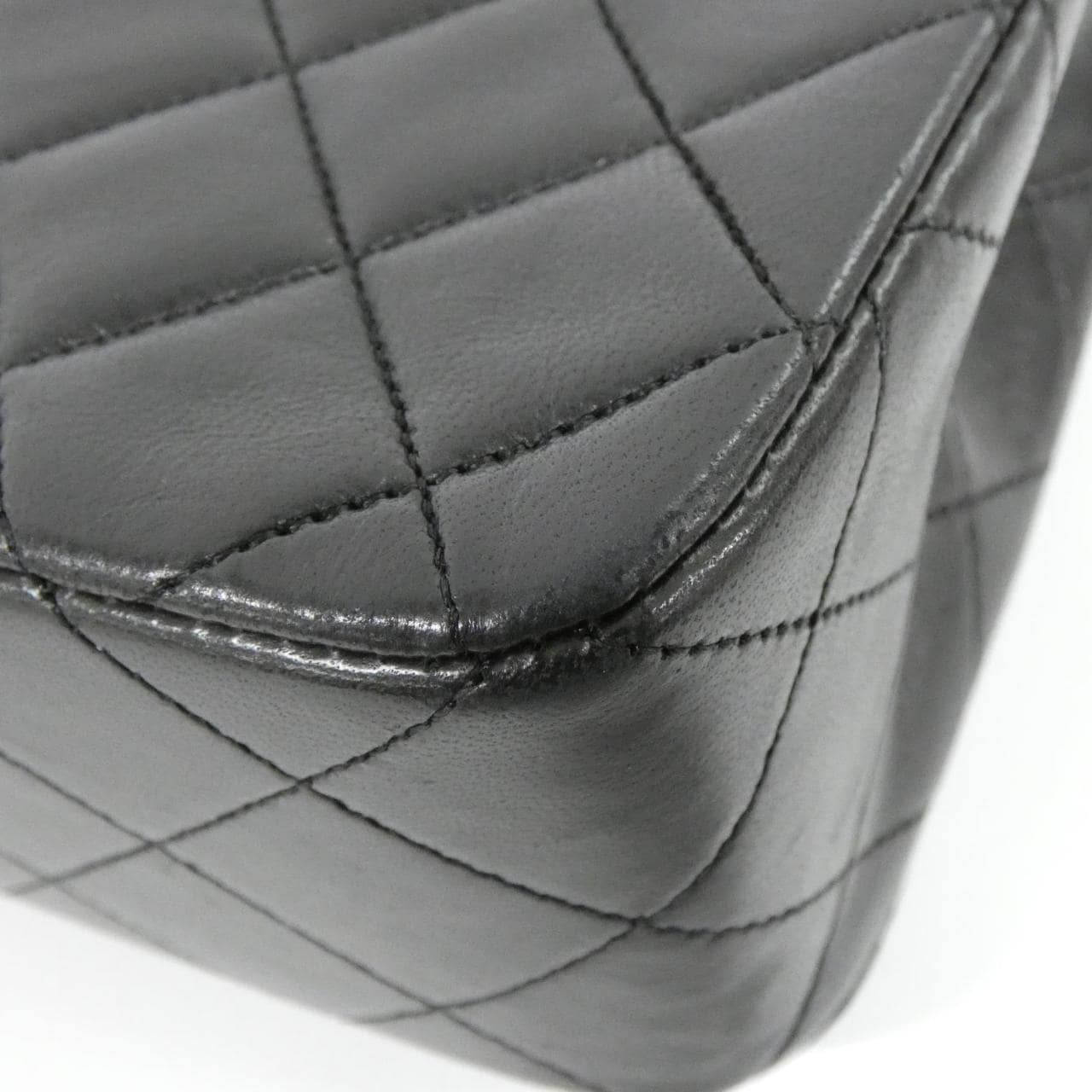 CHANEL 2500 Shoulder Lambskin 3