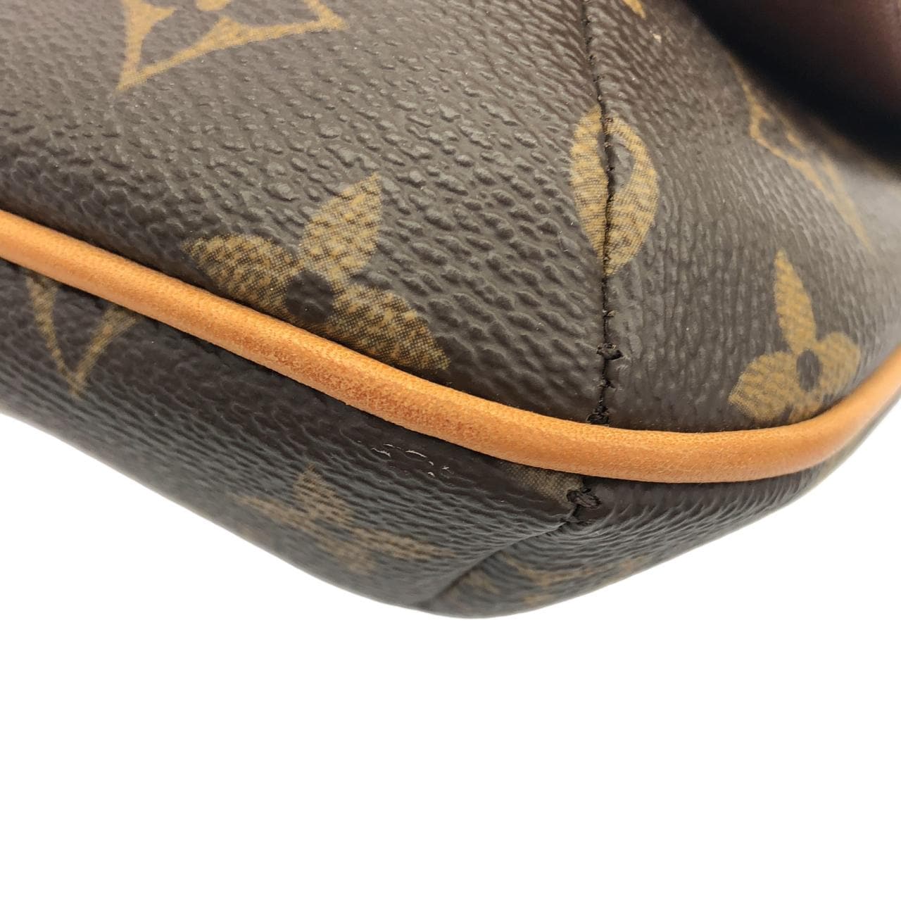 LOUIS VUITTON Musette M51388 Shoulder Monogram 3