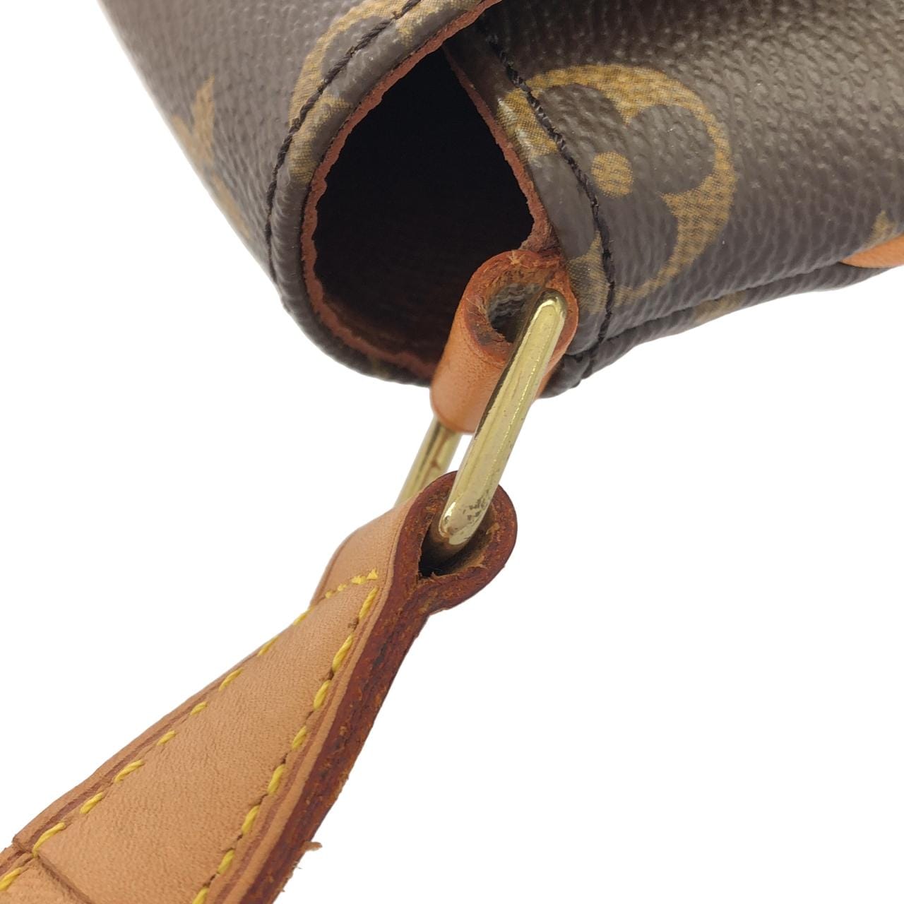 LOUIS VUITTON Musette M51388 Shoulder Monogram 4