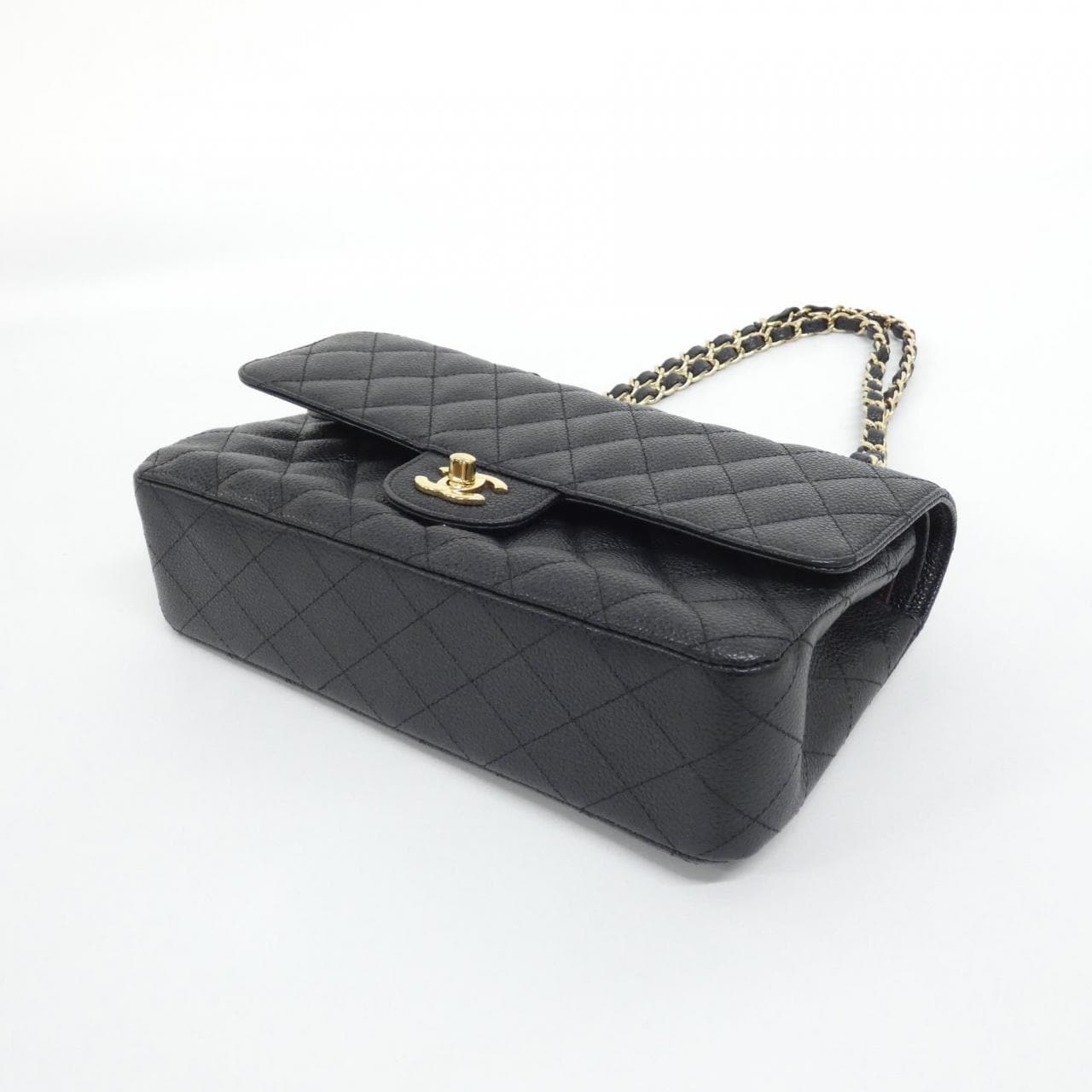 CHANEL Matelasse 1112 Shoulder Grained Calfskin 3