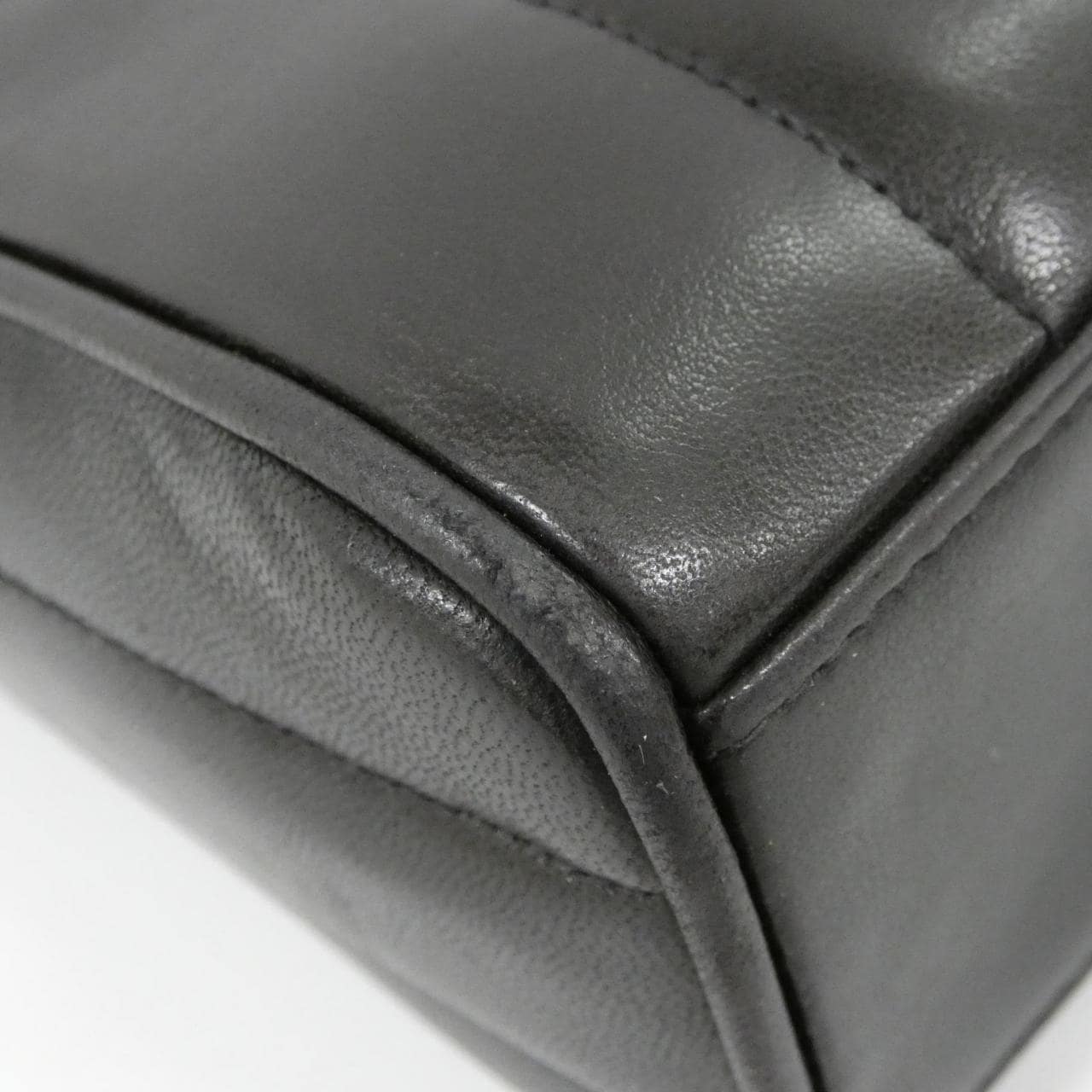 CHANEL Shoulder Lambskin 3