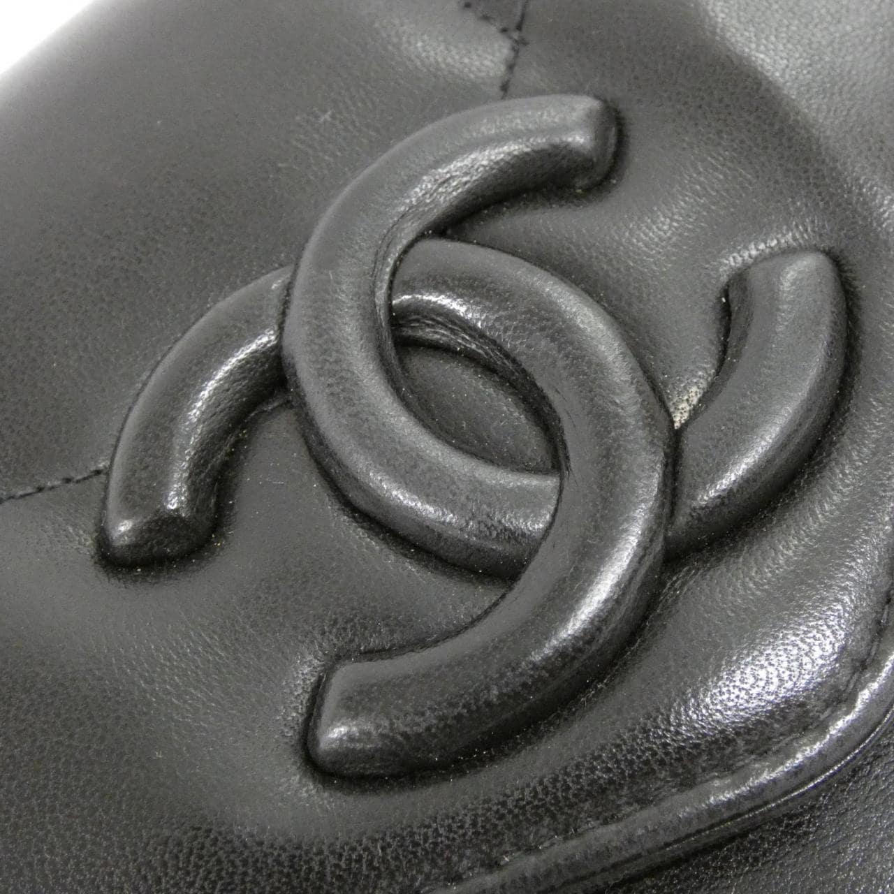 CHANEL Shoulder Lambskin 4