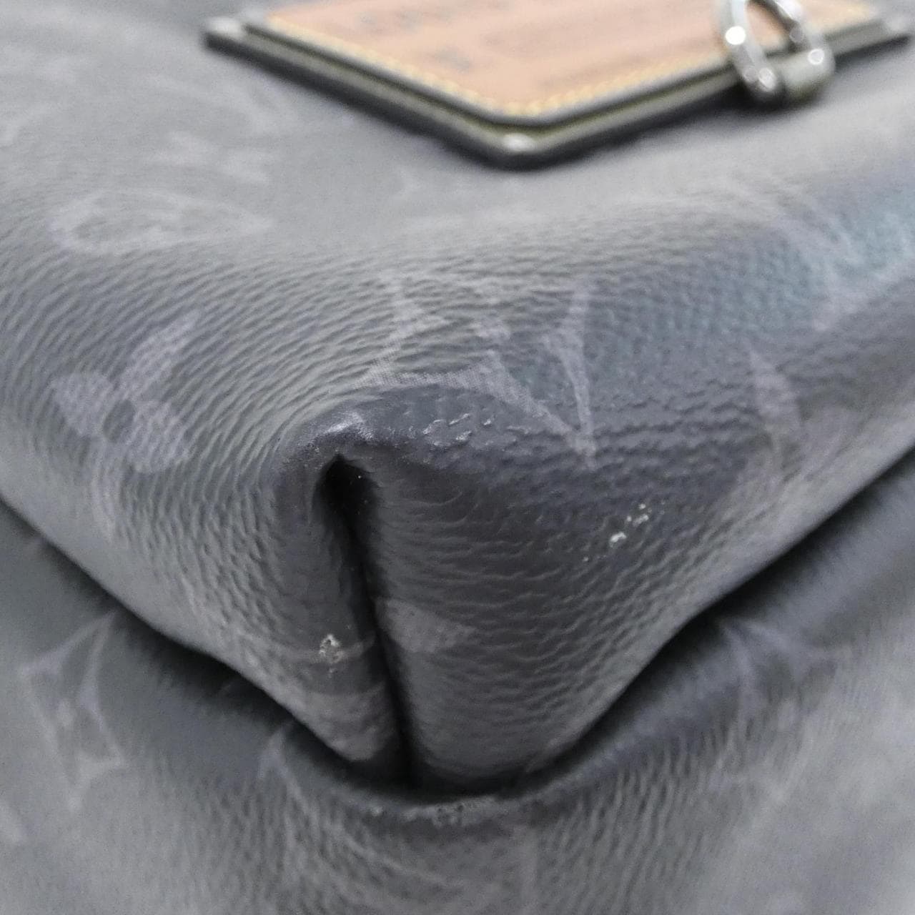LOUIS VUITTON Discovery M45218 背包 Monogram 3