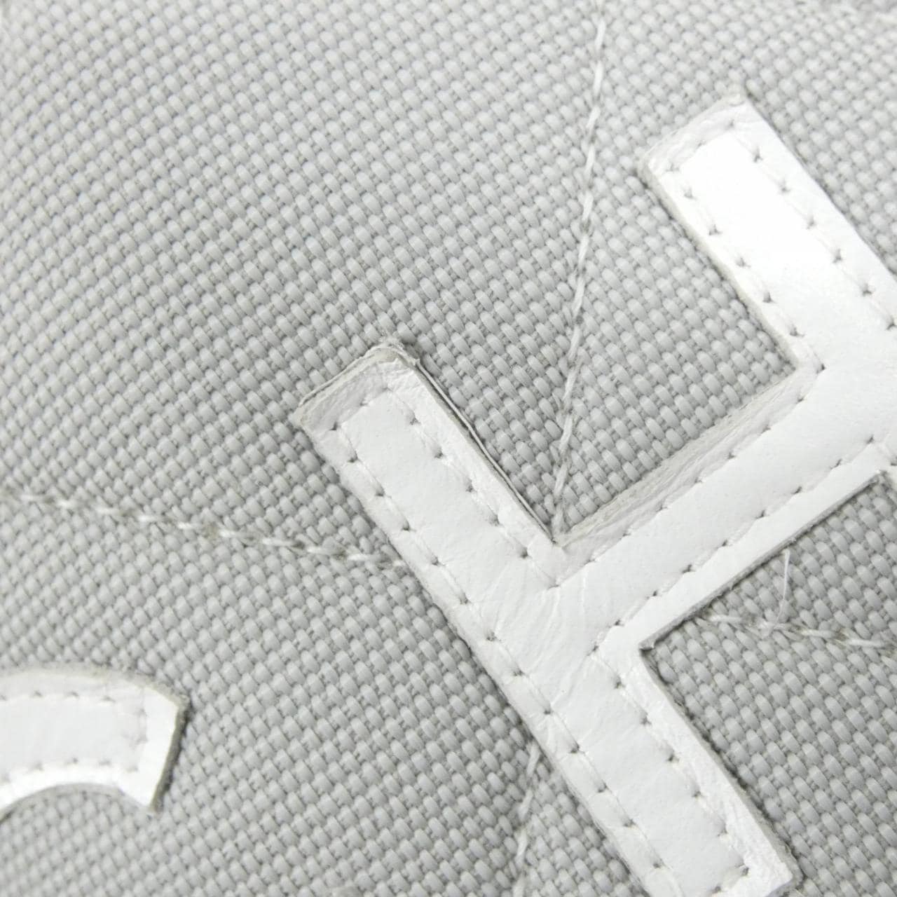 CHANEL 肩背包 帆布 4