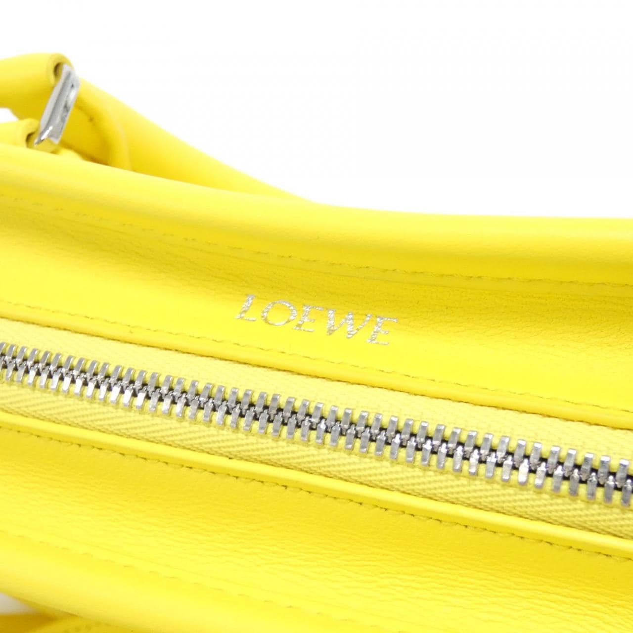 LOEWE Amazona A039AS4X01 Handbag 4