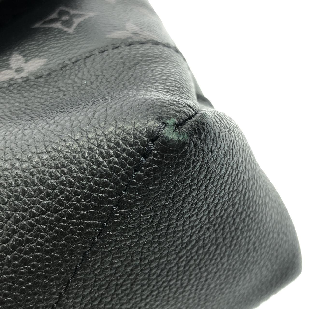 LOUIS VUITTON Eclipse M45911 肩背包 Monogram 4