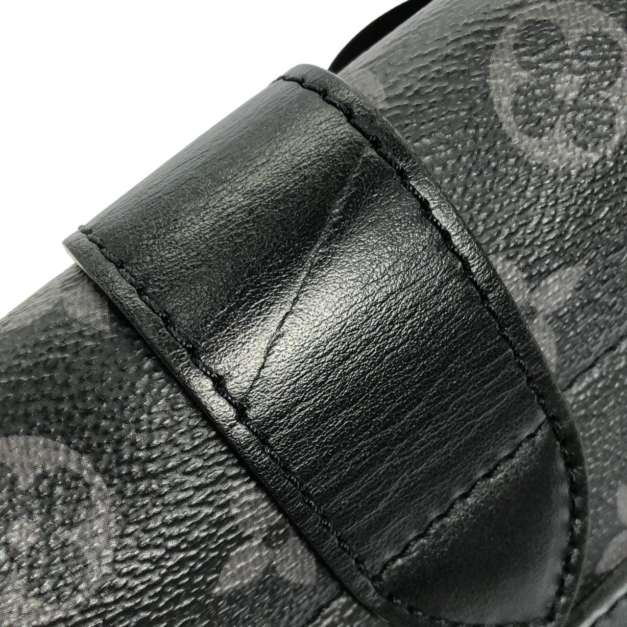 LOUIS VUITTON Eclipse M45911 肩背包 Monogram 5