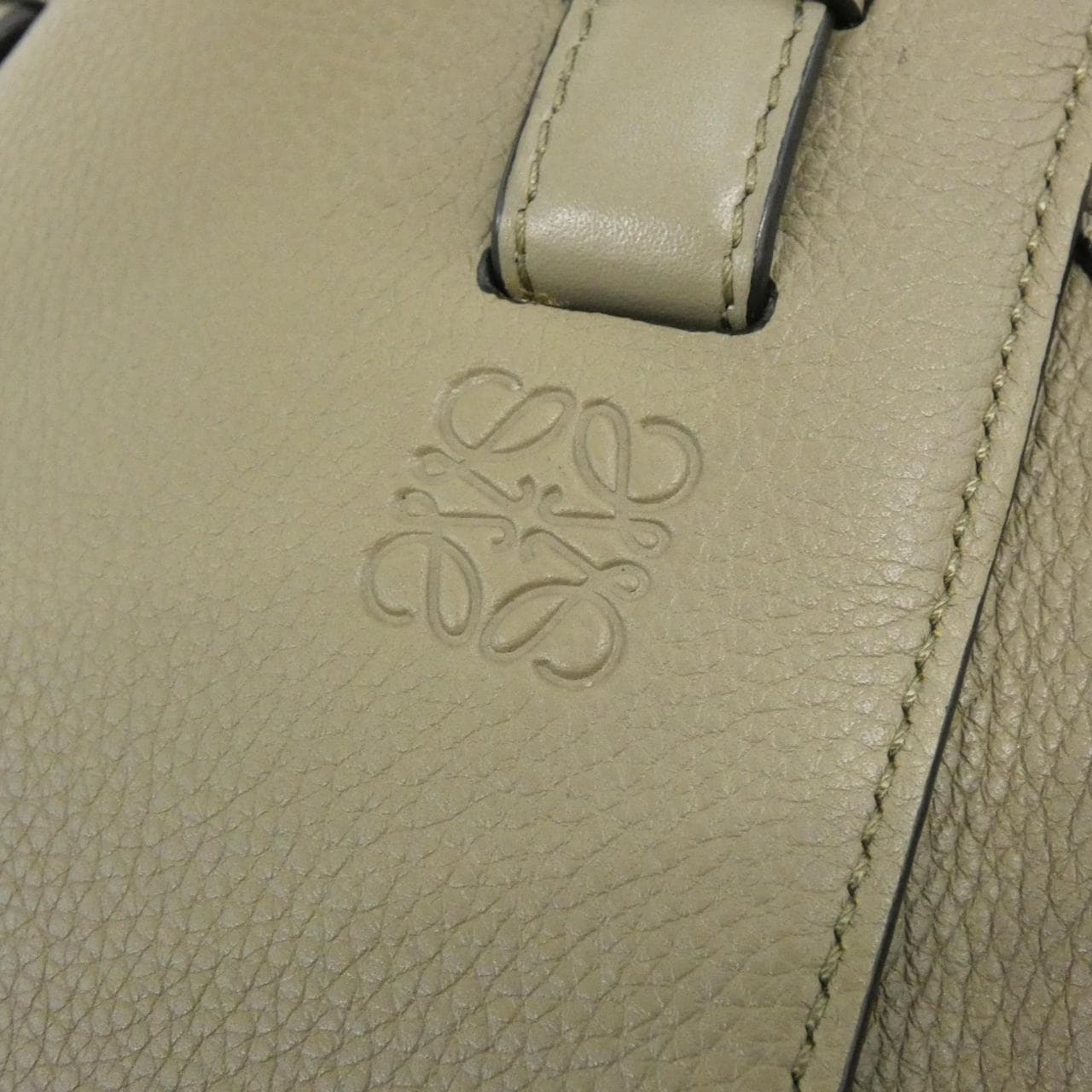 LOEWE Hammock A538H04X06 手提包 4