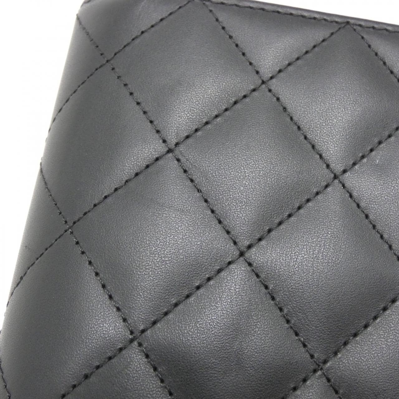 CHANEL Cambon 26717 銀包 漆皮 4