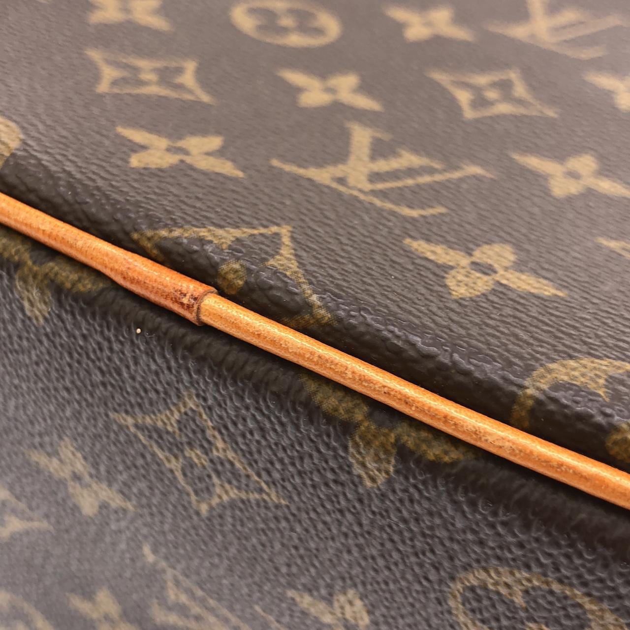 LOUIS VUITTON M51132 Shoulder Monogram 3