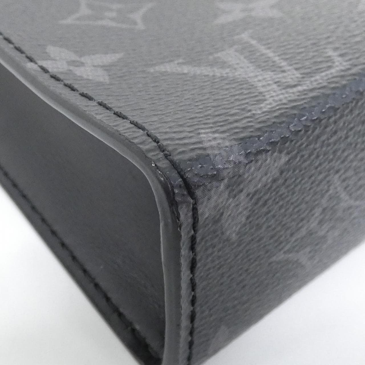 LOUIS VUITTON Eclipse M81124 Shoulder Monogram 3