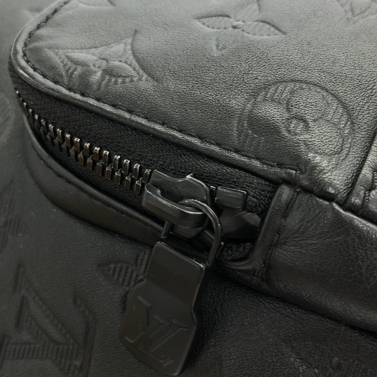 LOUIS VUITTON M46107 肩背包 Monogram 5