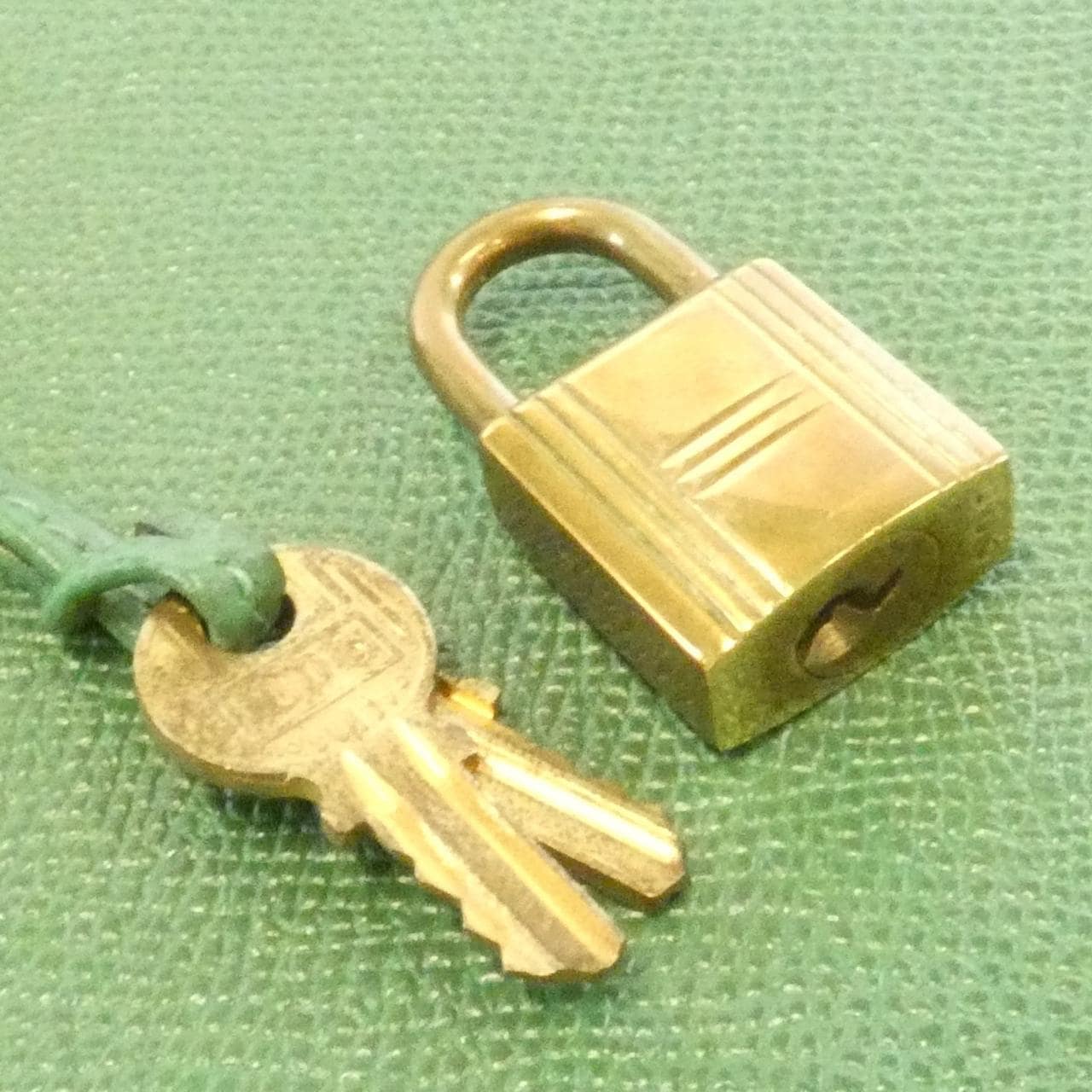 HERMES Bolide 手提包 4