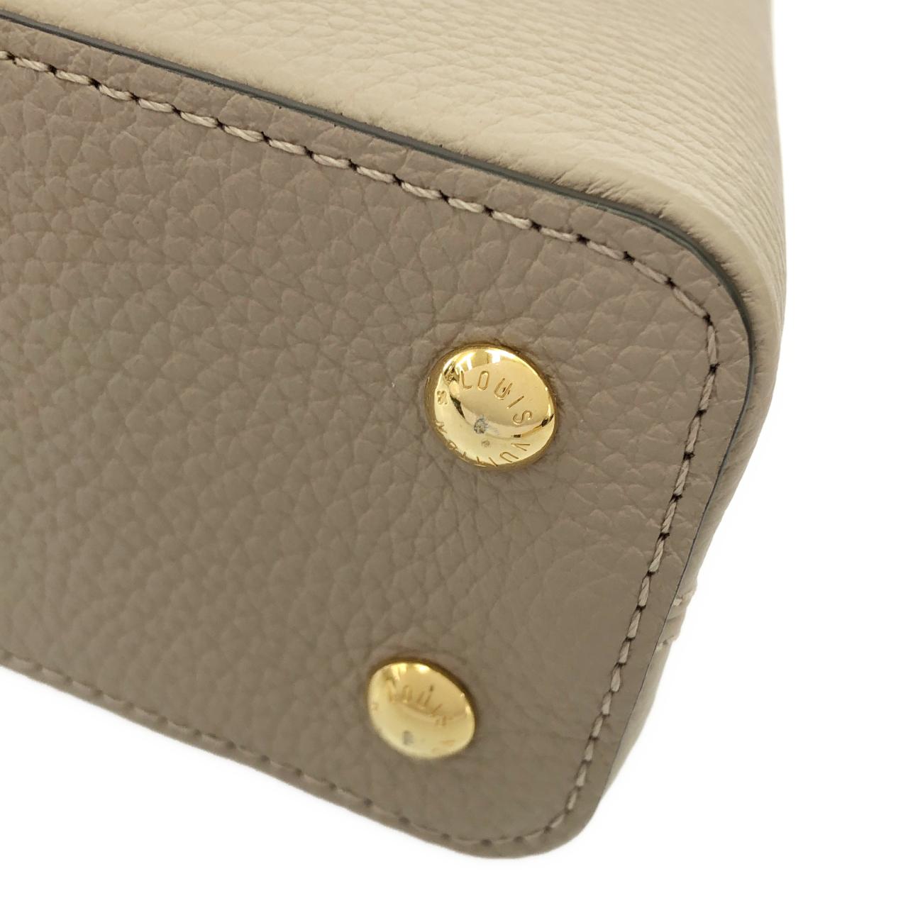LOUIS VUITTON Capucines M24567 Handbag 3