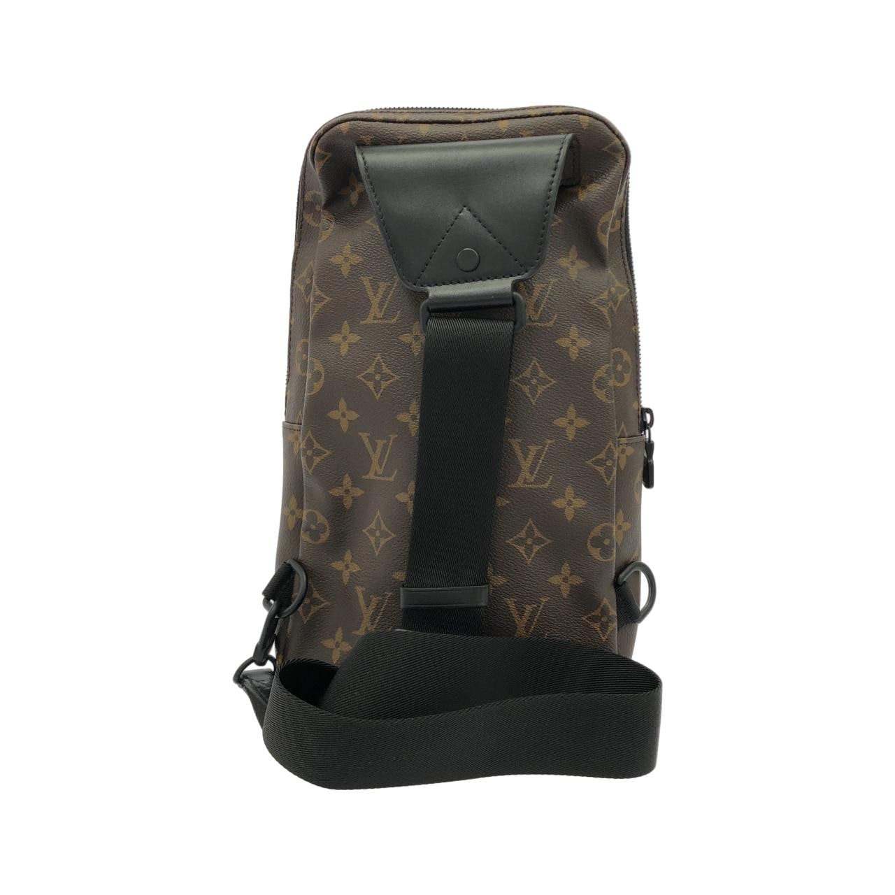 LOUIS VUITTON Avenue M45897 Shoulder Monogram 2