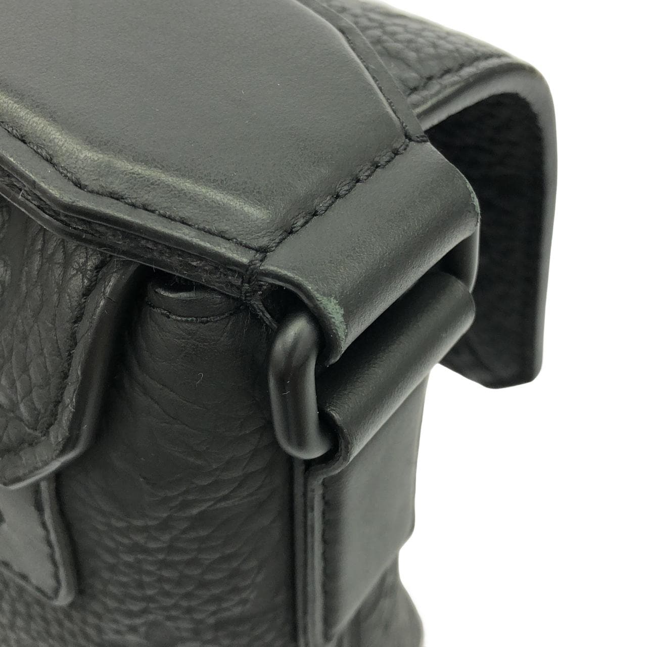 LOUIS VUITTON M23741 Shoulder Monogram 5