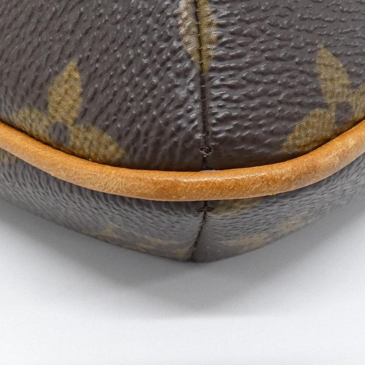 LOUIS VUITTON Musette M51388 Shoulder Monogram 3