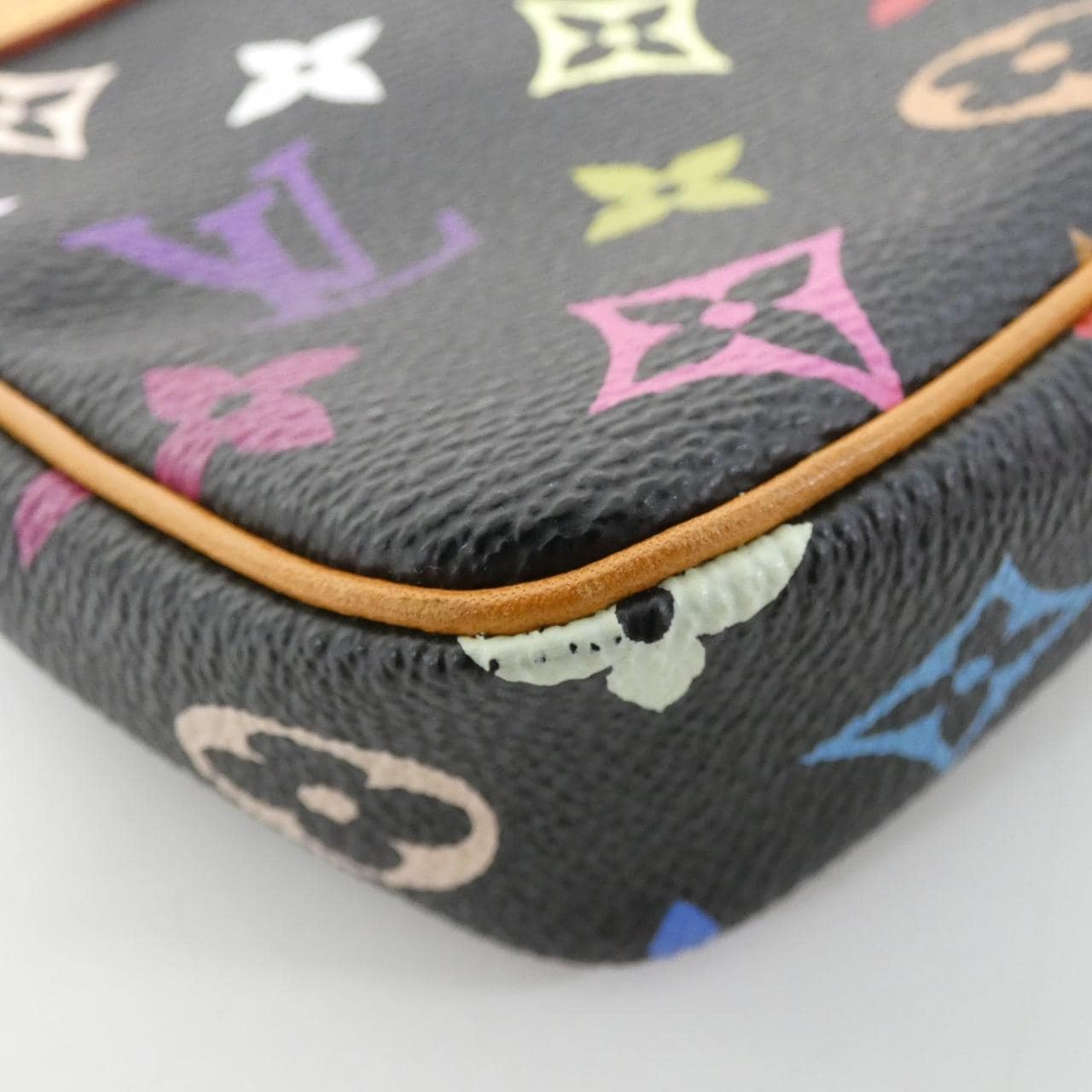 LOUIS VUITTON Pochette M92648 Pochette Canvas 2