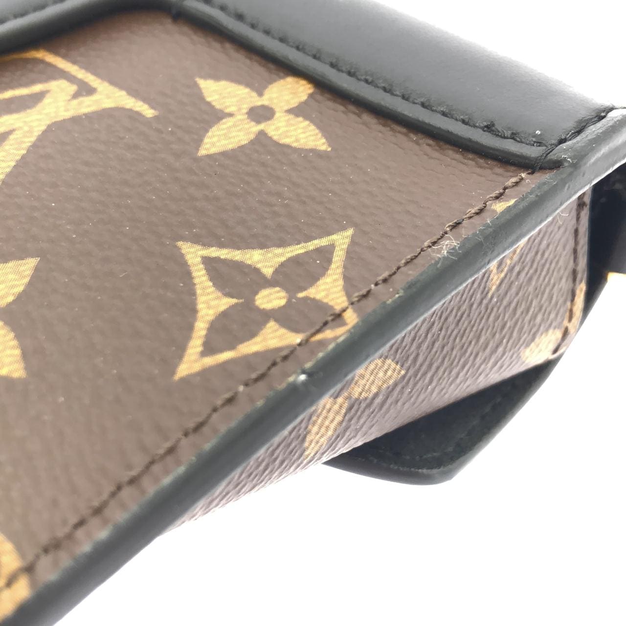 LOUIS VUITTON M80559 肩背包 Monogram 4
