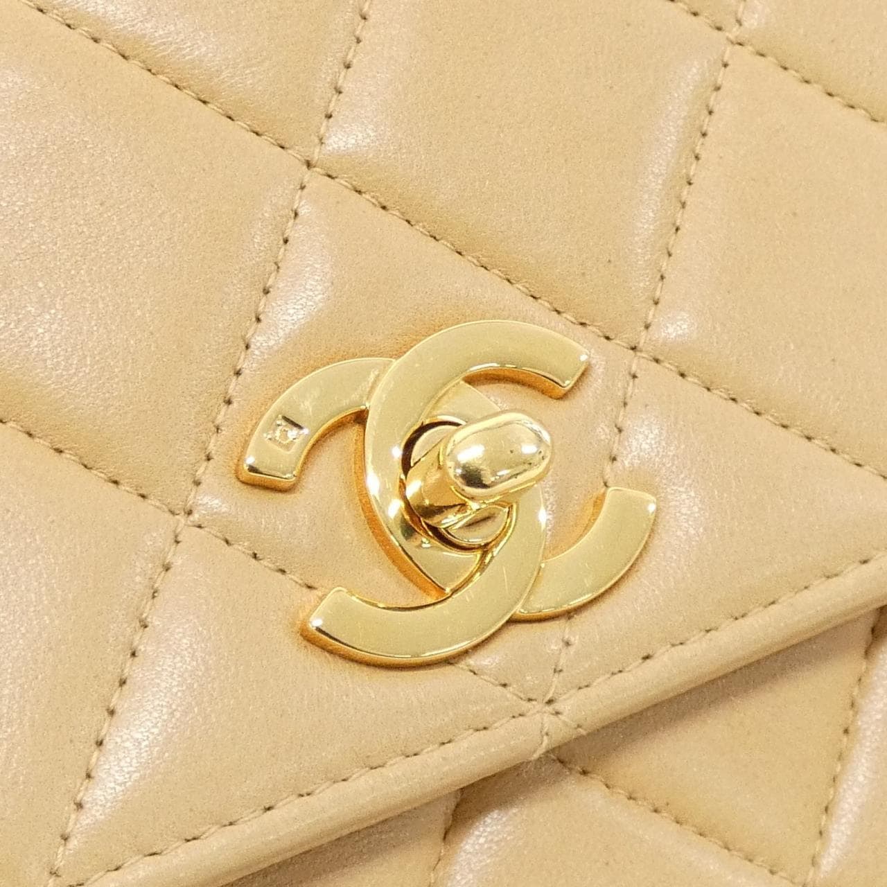 CHANEL Shoulder Lambskin 5