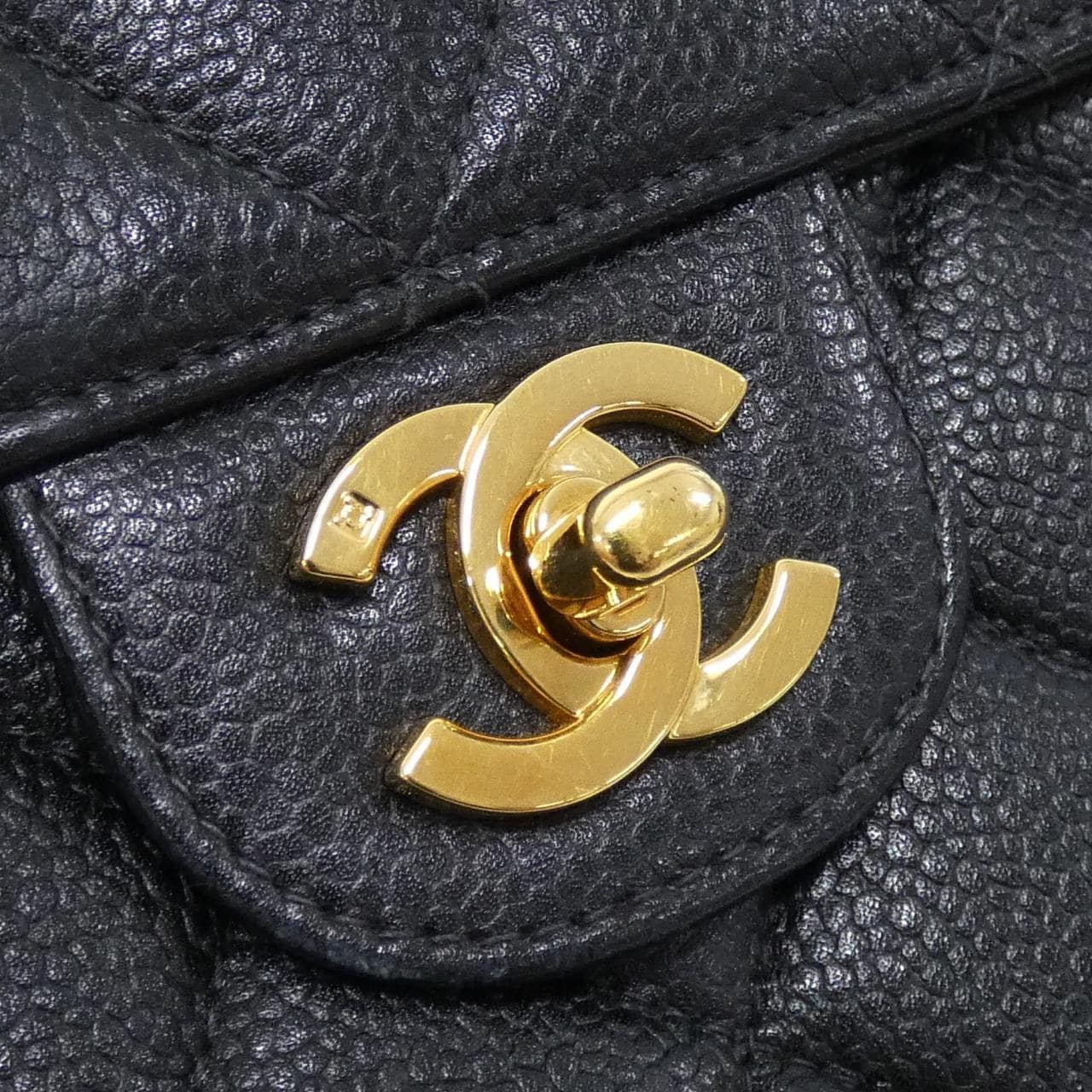 CHANEL 肩背包 荔枝紋牛皮 3
