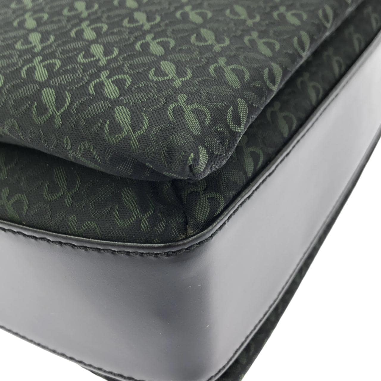 LOEWE Shoulder Canvas 3