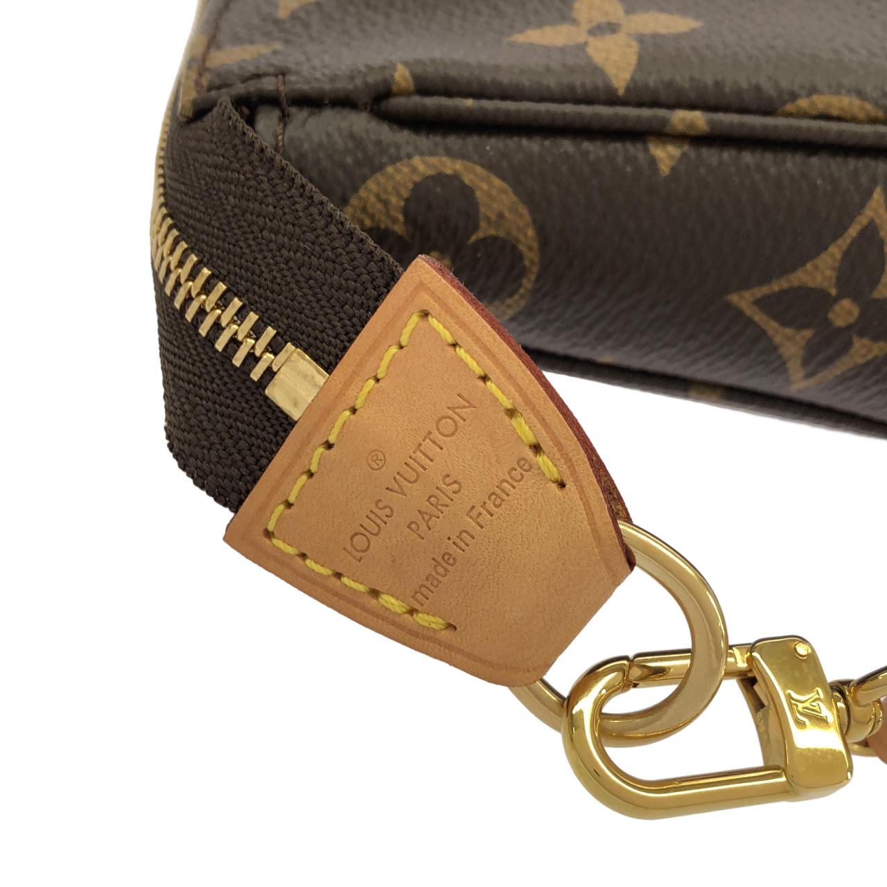 LOUIS VUITTON Pochette M40712 Pochette Monogram 4