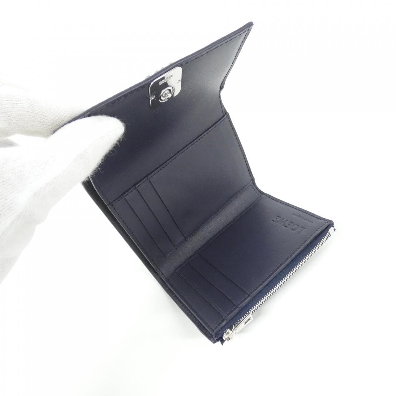 LOEWE C821S33X12 Wallet Lambskin 4