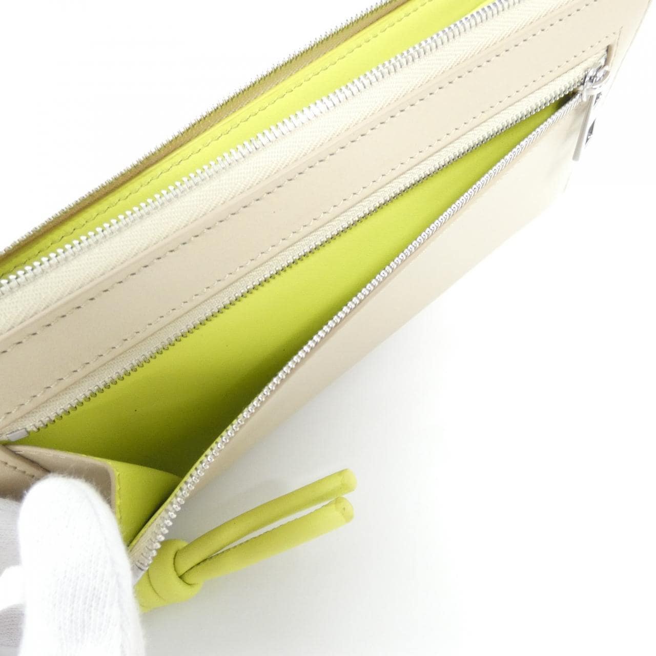 LOEWE CEM1G39X02 銀包 5