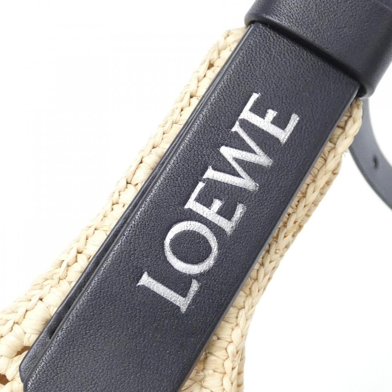 LOEWE APNCPHHX02 Shoulder 3