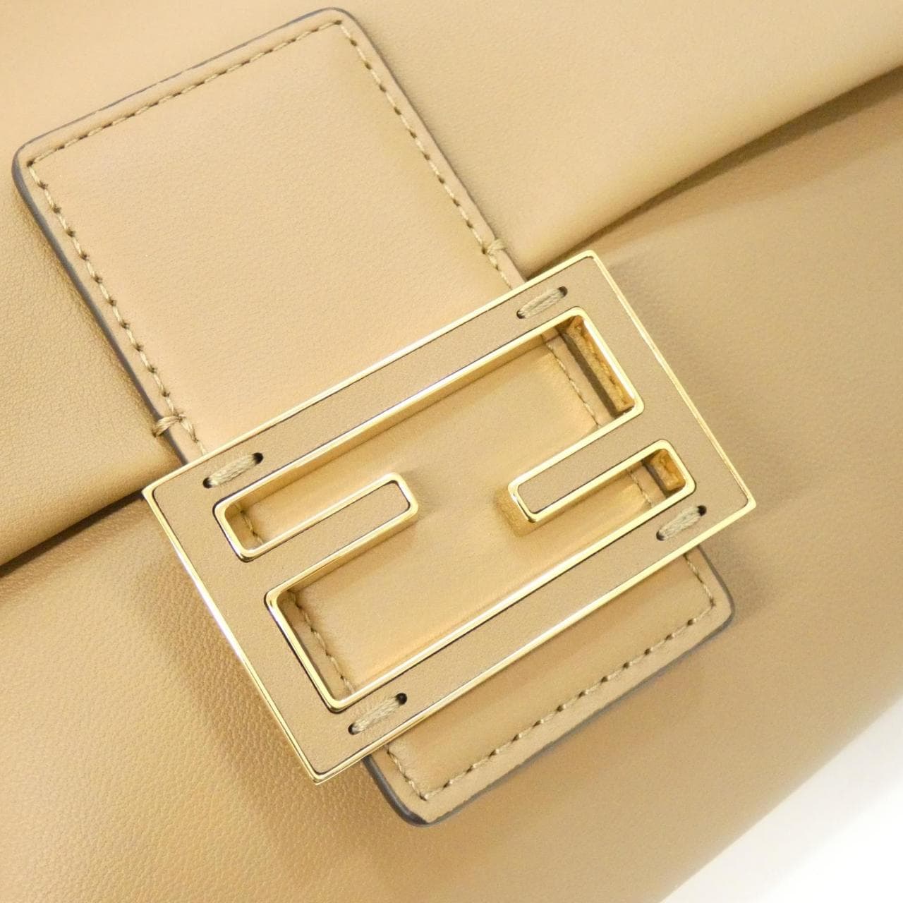 FENDI Baguette 8BR833 AQ0D 肩背包 皮革 4