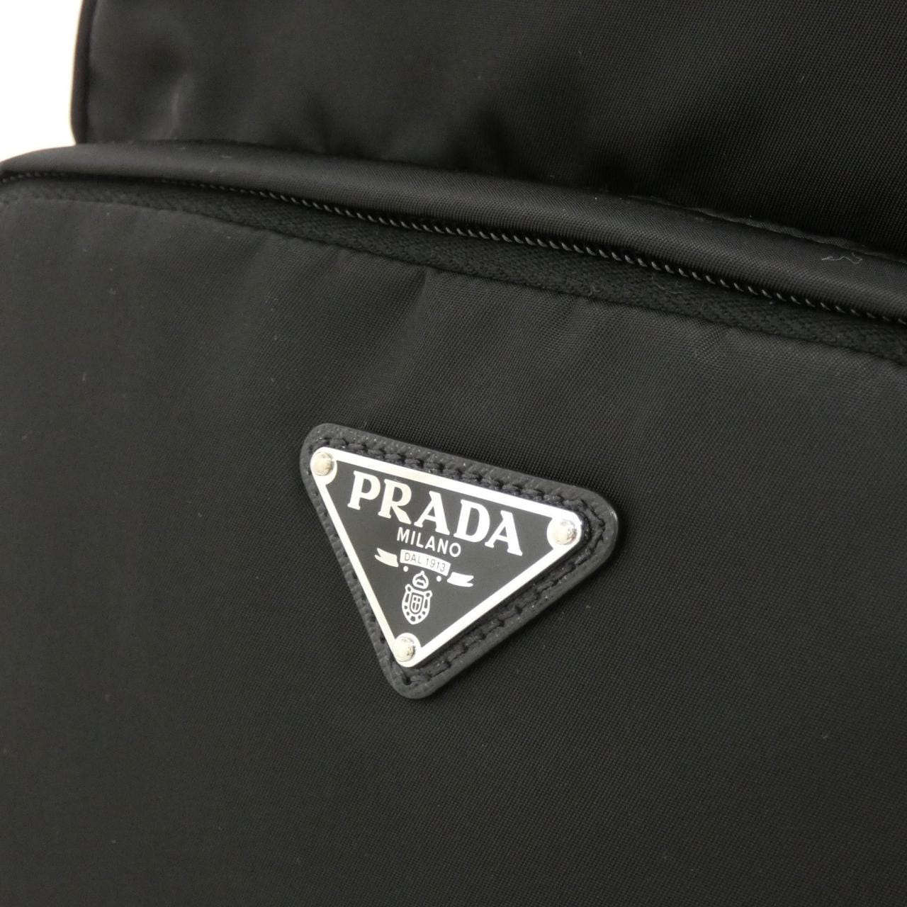 PRADA 2VZ104 背包 4