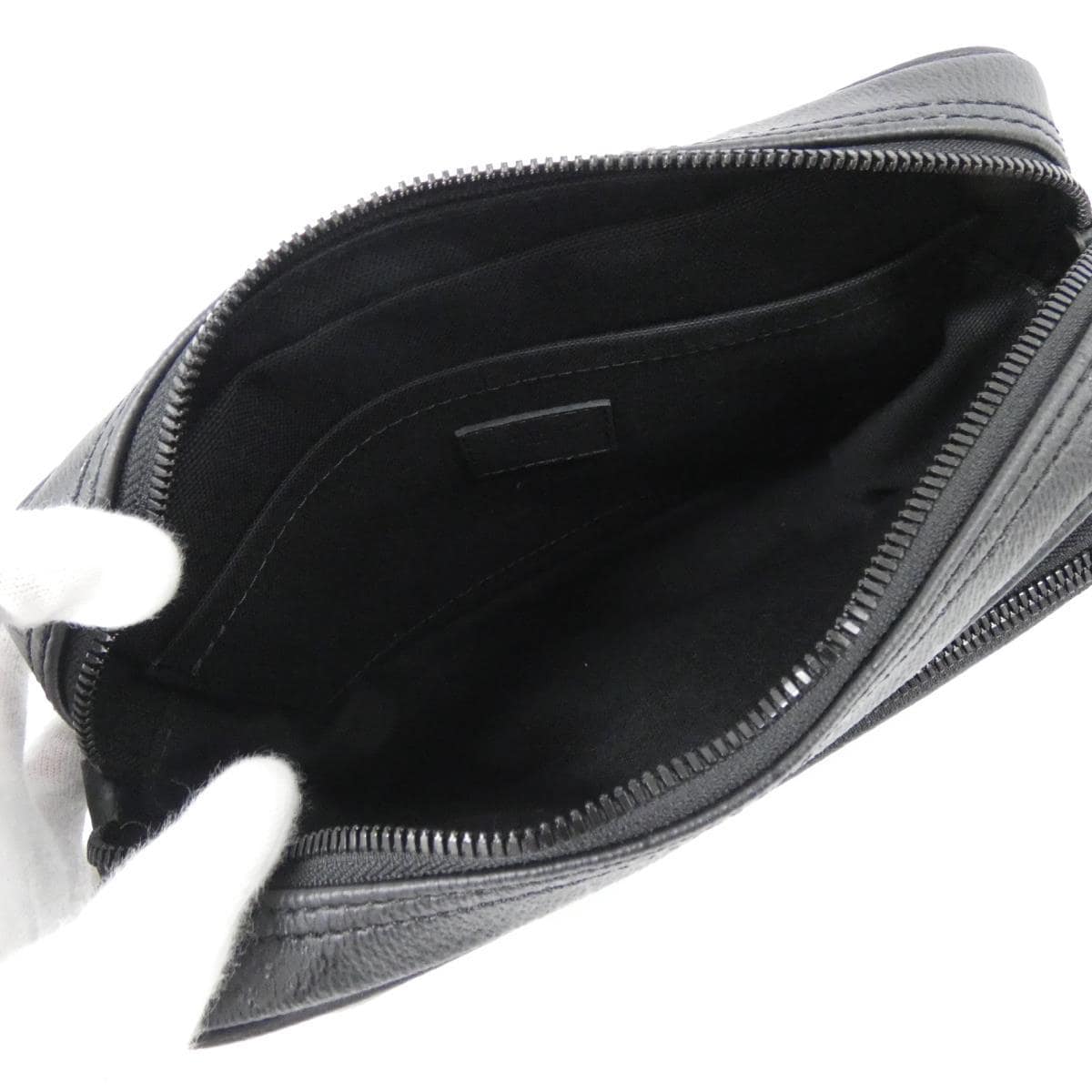 LOUIS VUITTON Nile M26783 Shoulder Monogram 5