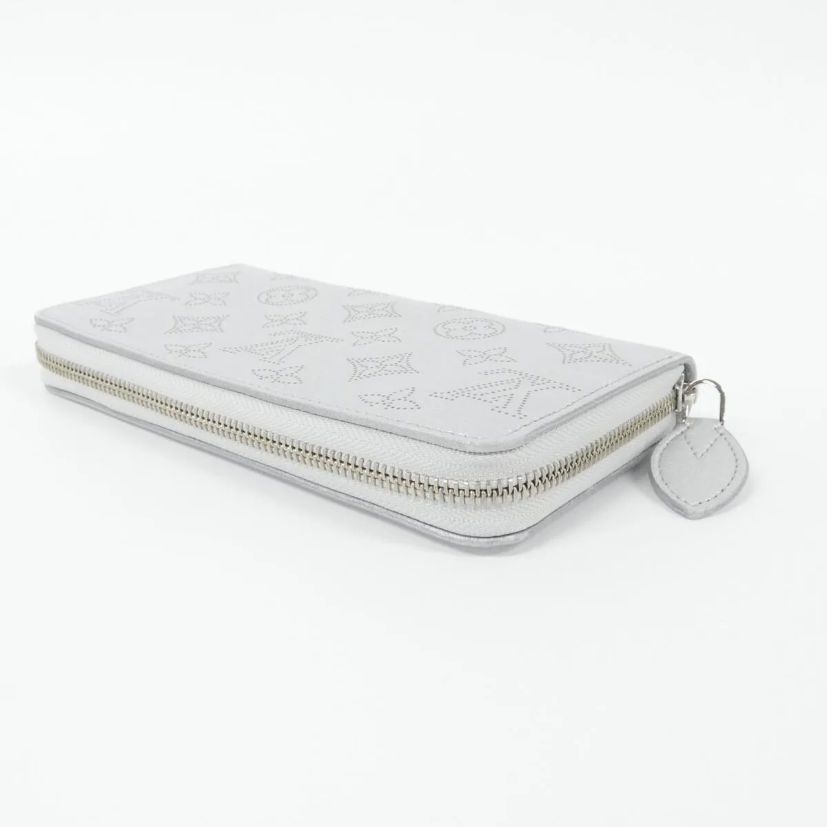 LOUIS VUITTON Mahina M26940 Wallet Unused - Thumbnail 2