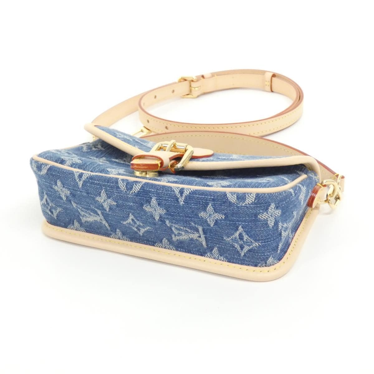 LOUIS VUITTON M27700 肩背包 Monogram 3