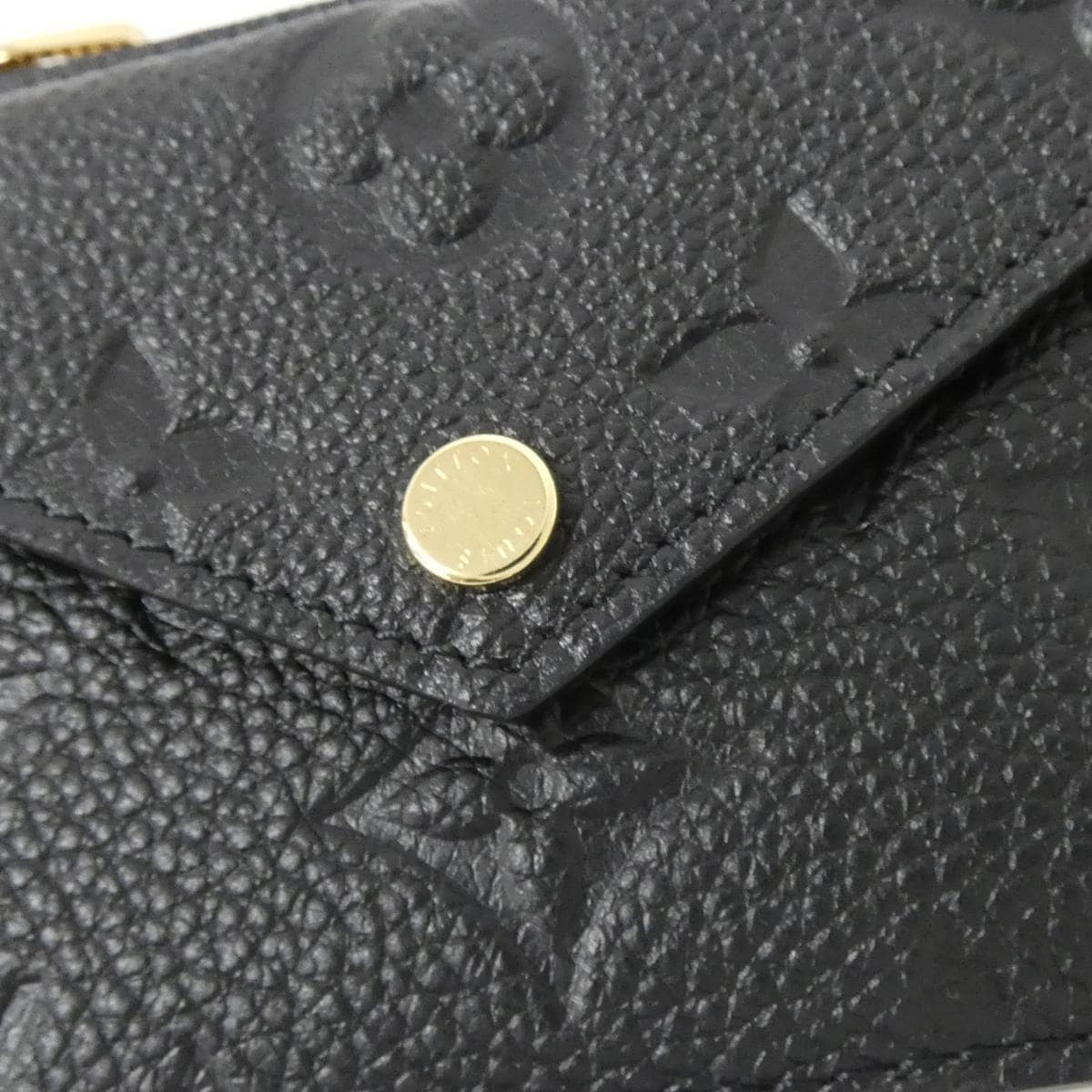 LOUIS VUITTON M28798 Coin Case Monogram 3