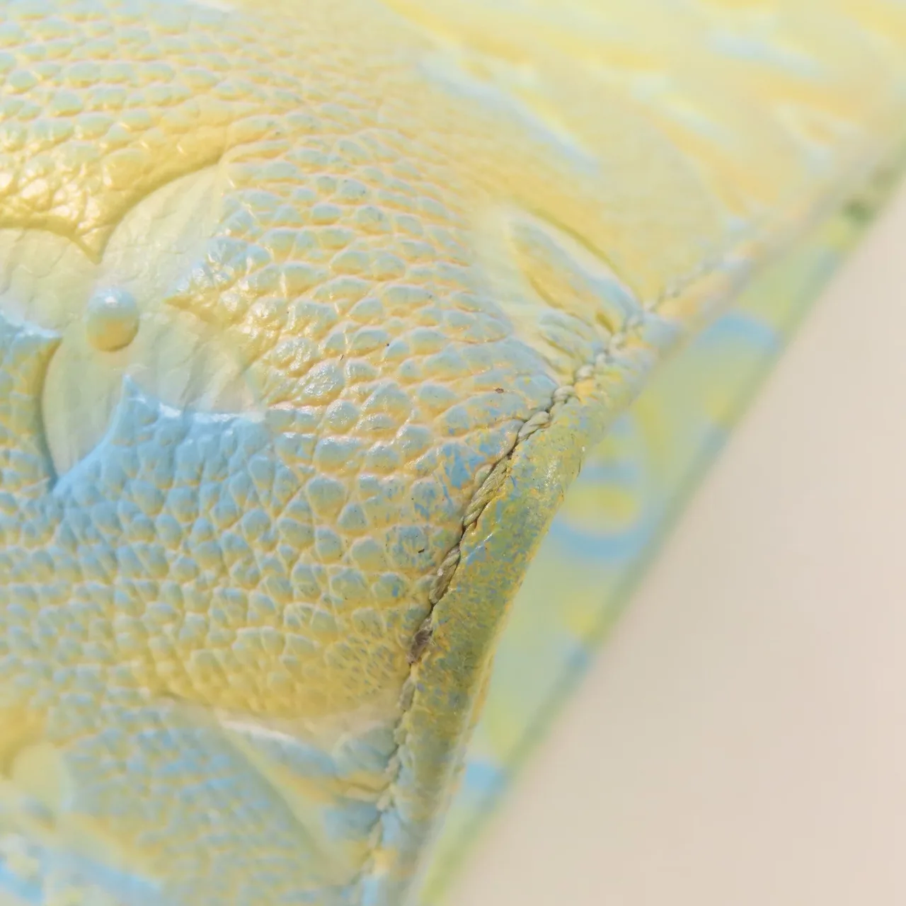 LOUIS VUITTON OnTheGo M46270 兩用包 牛皮 綠色 / 黃色 / GR/BL/YL 牛皮 中古品B - 縮圖 8