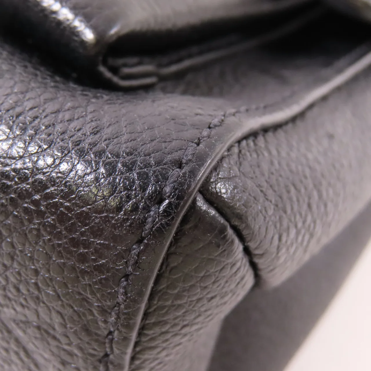 LOUIS VUITTON Vavin M44151 肩背包 牛皮 黑色 / Black 牛皮 中古品A - 縮圖 6