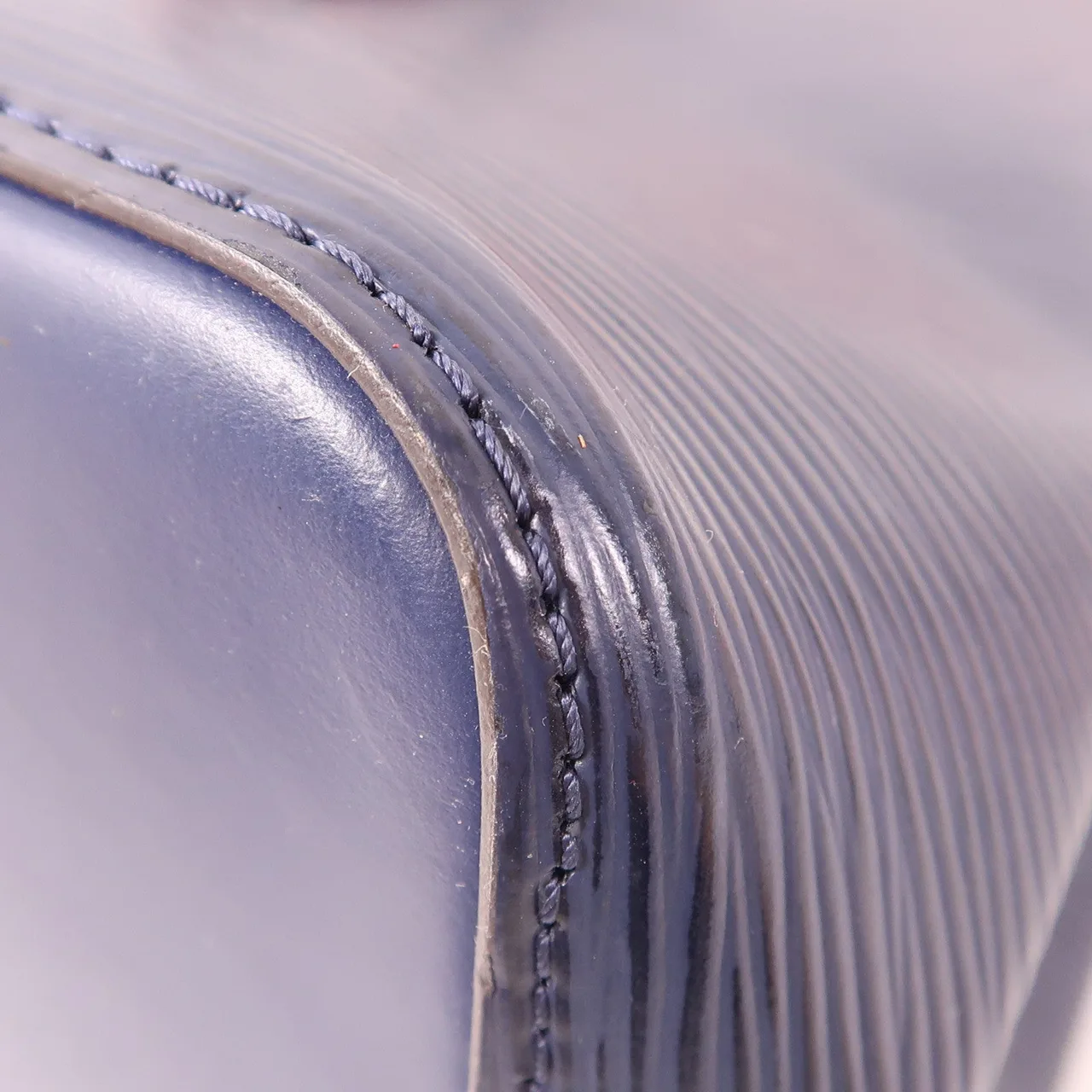 LOUIS VUITTON NeoNoe M54367 兩用包 牛皮 海軍藍 / Indigo/Coquelicot 牛皮 中古品C - 縮圖 8