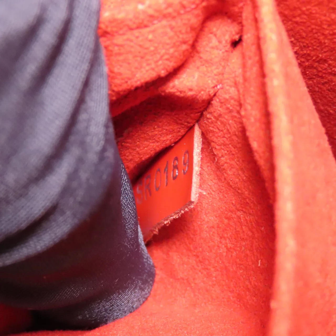 LOUIS VUITTON NeoNoe M53609 兩用包 牛皮 粉色 / Pink/Red 牛皮 中古品B - 縮圖 13