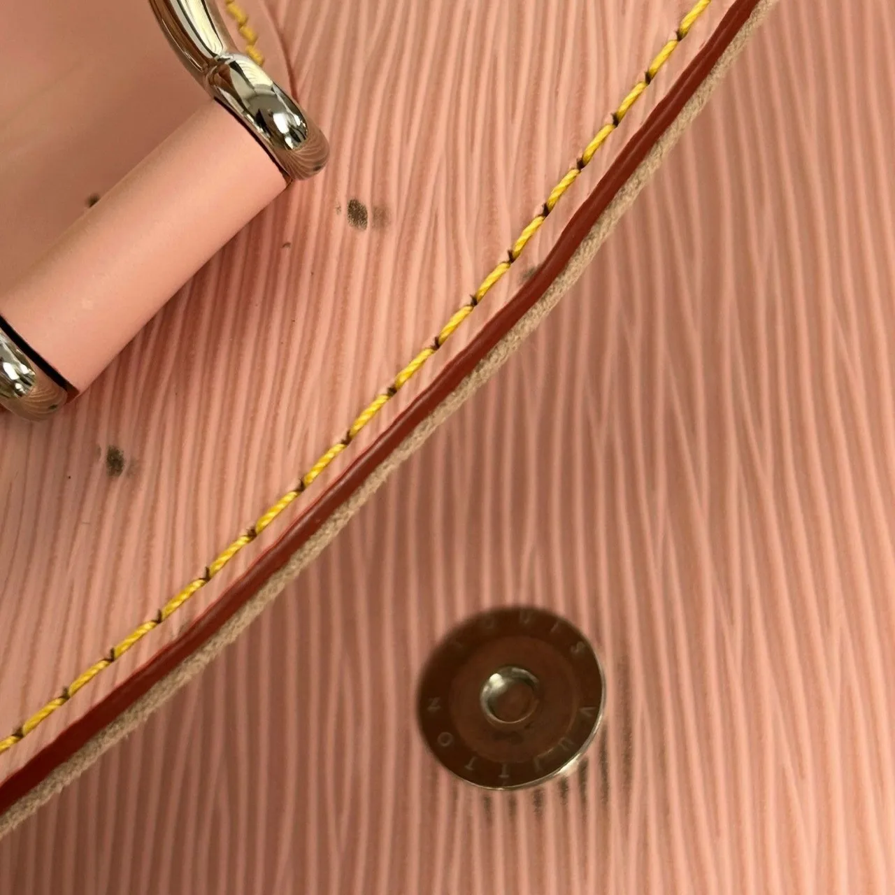 LOUIS VUITTON M54155 肩背包 牛皮 粉色 / Pink 牛皮 中古品A - 縮圖 16