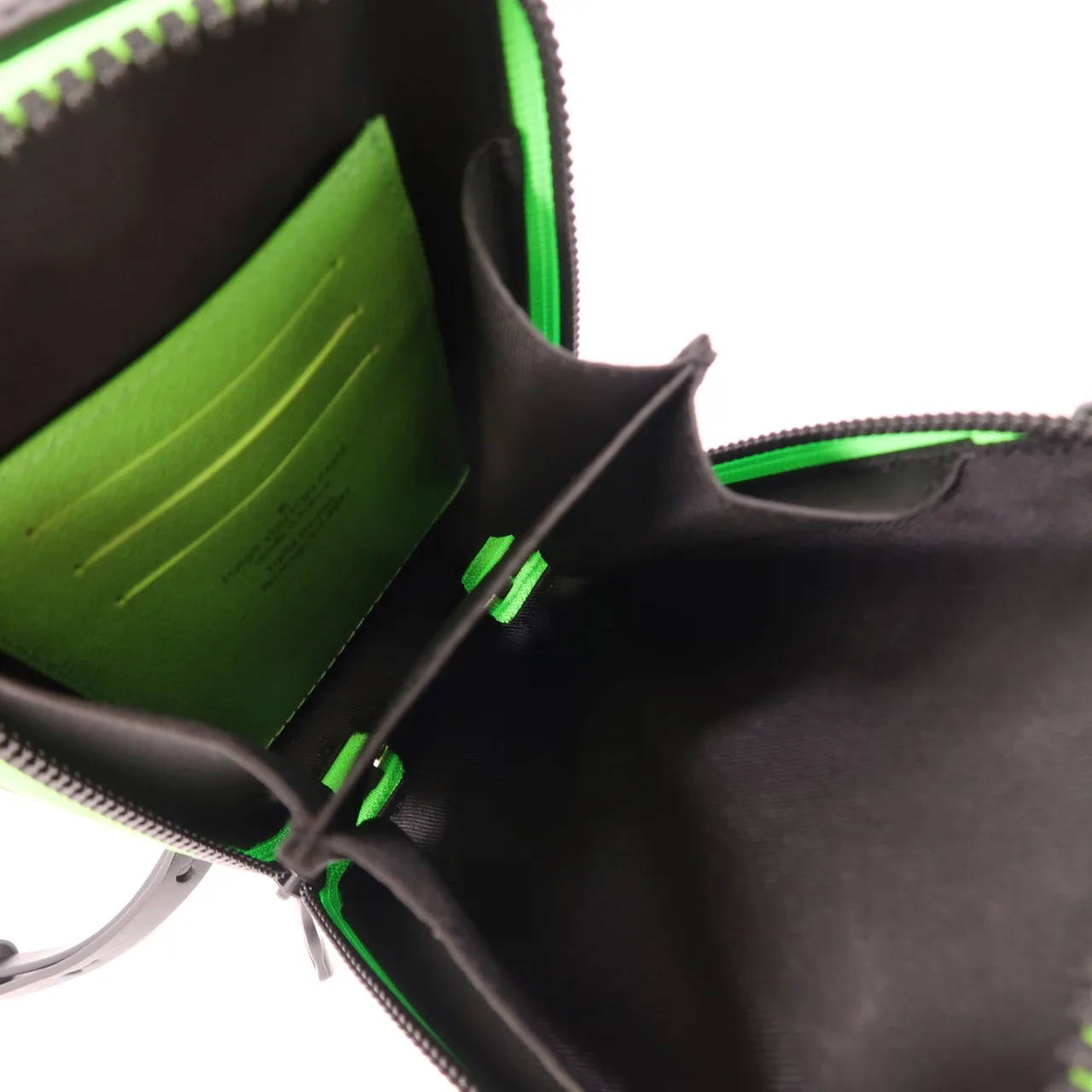 LOUIS VUITTON Soft Trunk M80144 肩背包 塗層帆布 棕色 / 多種顏色 / BR/BK/PP/BL/GR 塗層帆布 中古品B - 縮圖 5