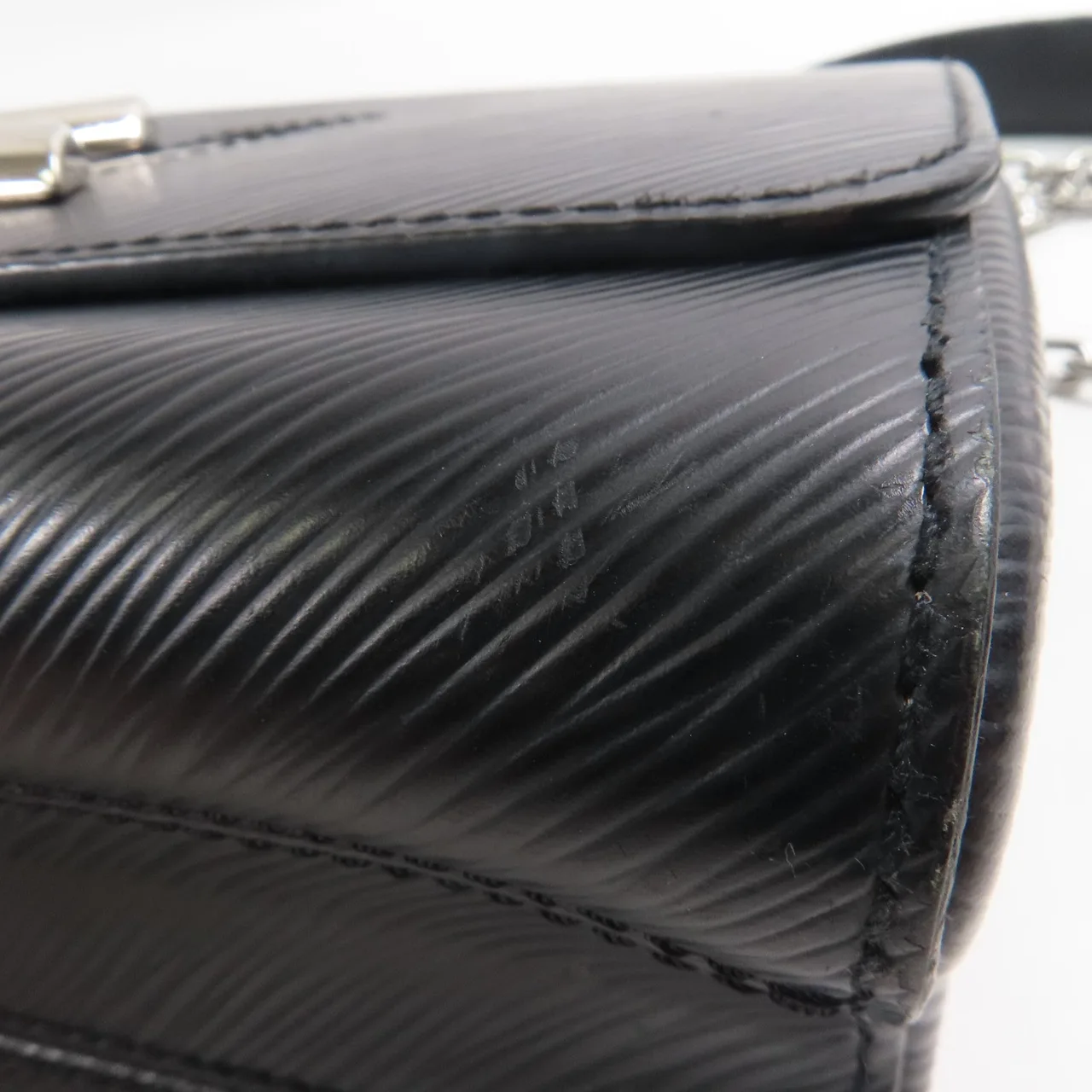 LOUIS VUITTON Twist M56530 肩背包 牛皮 黑色 / Black 牛皮 中古品B - 縮圖 7