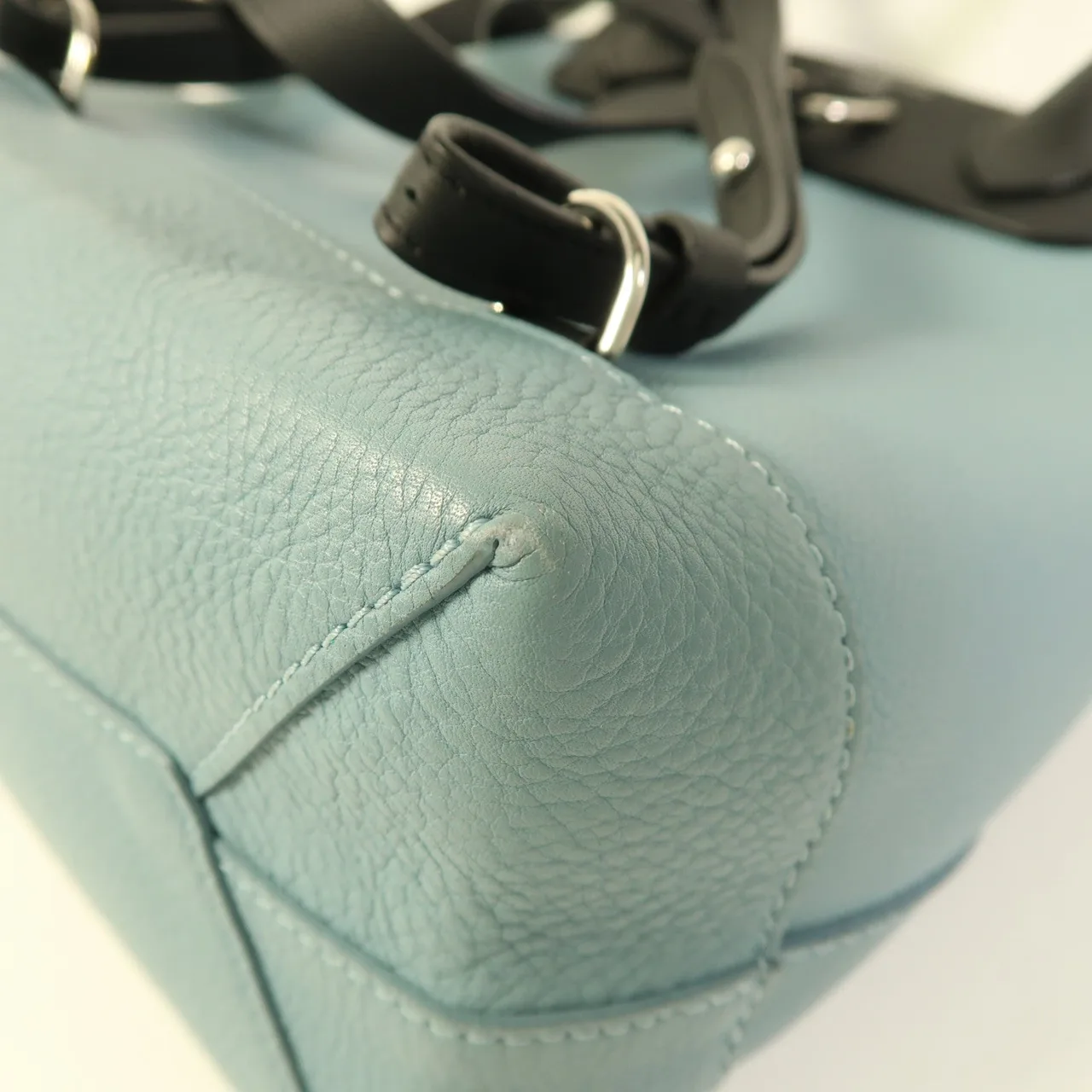 LOUIS VUITTON Lock Me M43170 背包 牛皮 藍色 / 棕色 / Pale Blue/Black 牛皮 中古品A - 縮圖 14