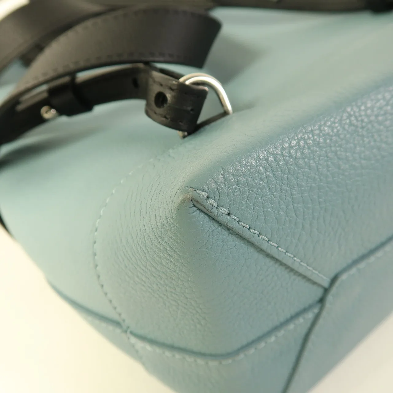 LOUIS VUITTON Lock Me M43170 背包 牛皮 藍色 / 棕色 / Pale Blue/Black 牛皮 中古品A - 縮圖 15