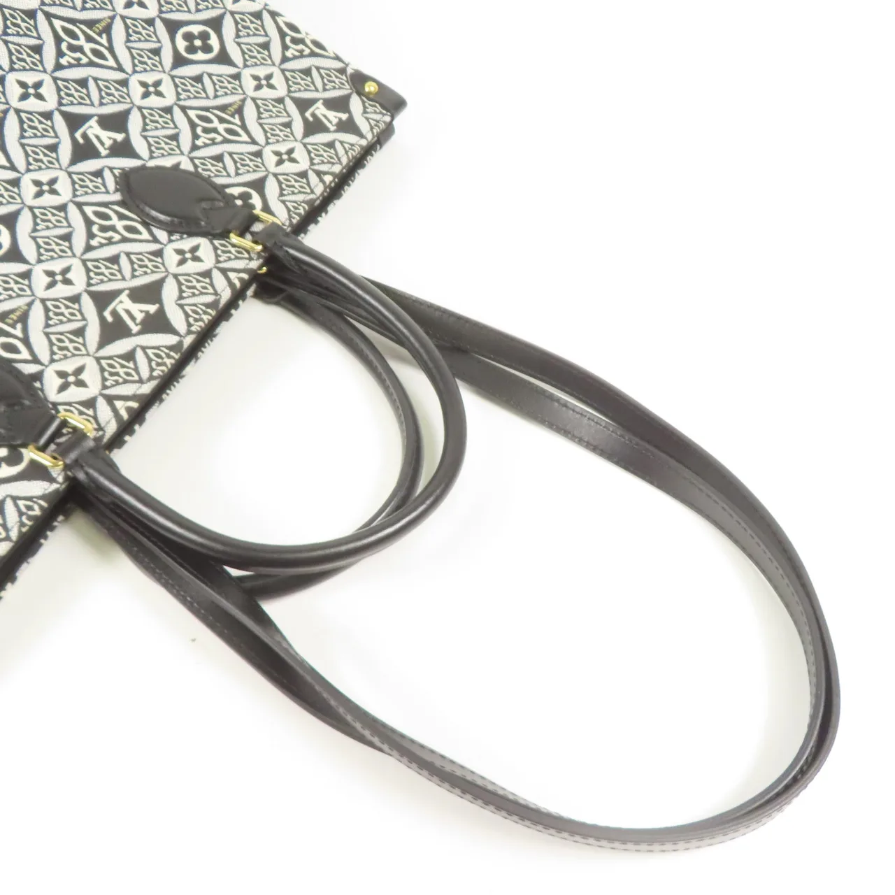 LOUIS VUITTON OnTheGo M57207 兩用包 帆布 白色 / 黑色 / Grey/White/Black 帆布 中古品A - 縮圖 10