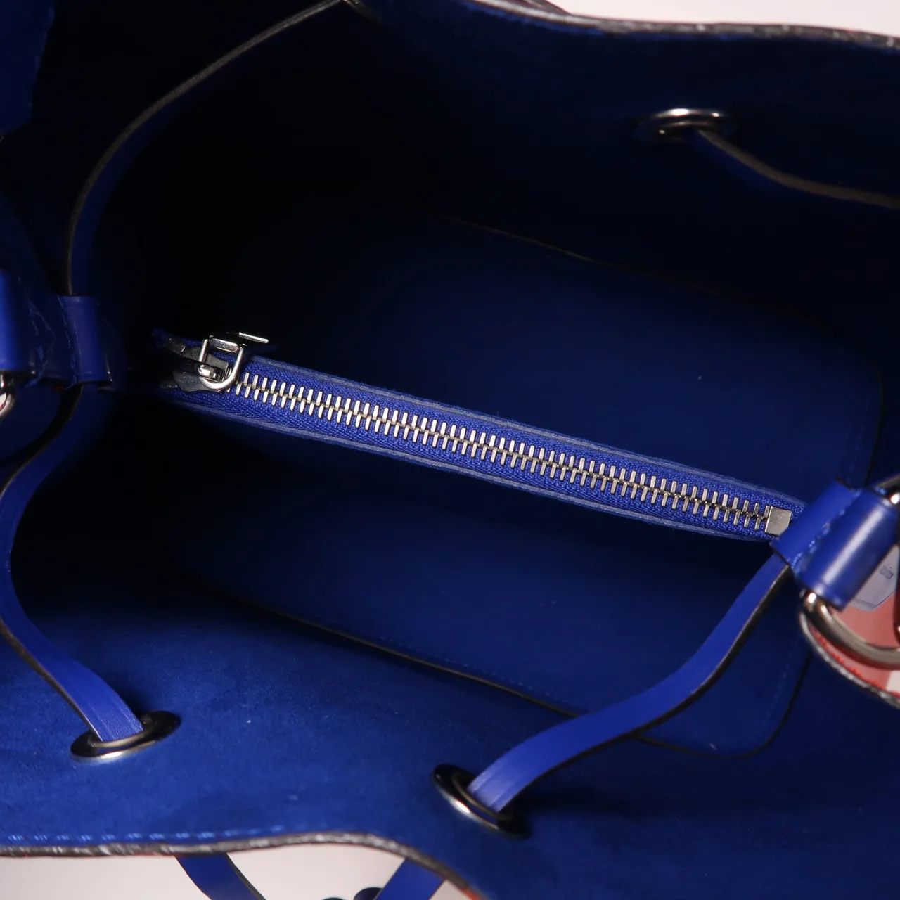 LOUIS VUITTON NeoNoe M54365 兩用包 牛皮 紅色 / 藍色 / Red/Blue 牛皮 中古品B - 縮圖 5