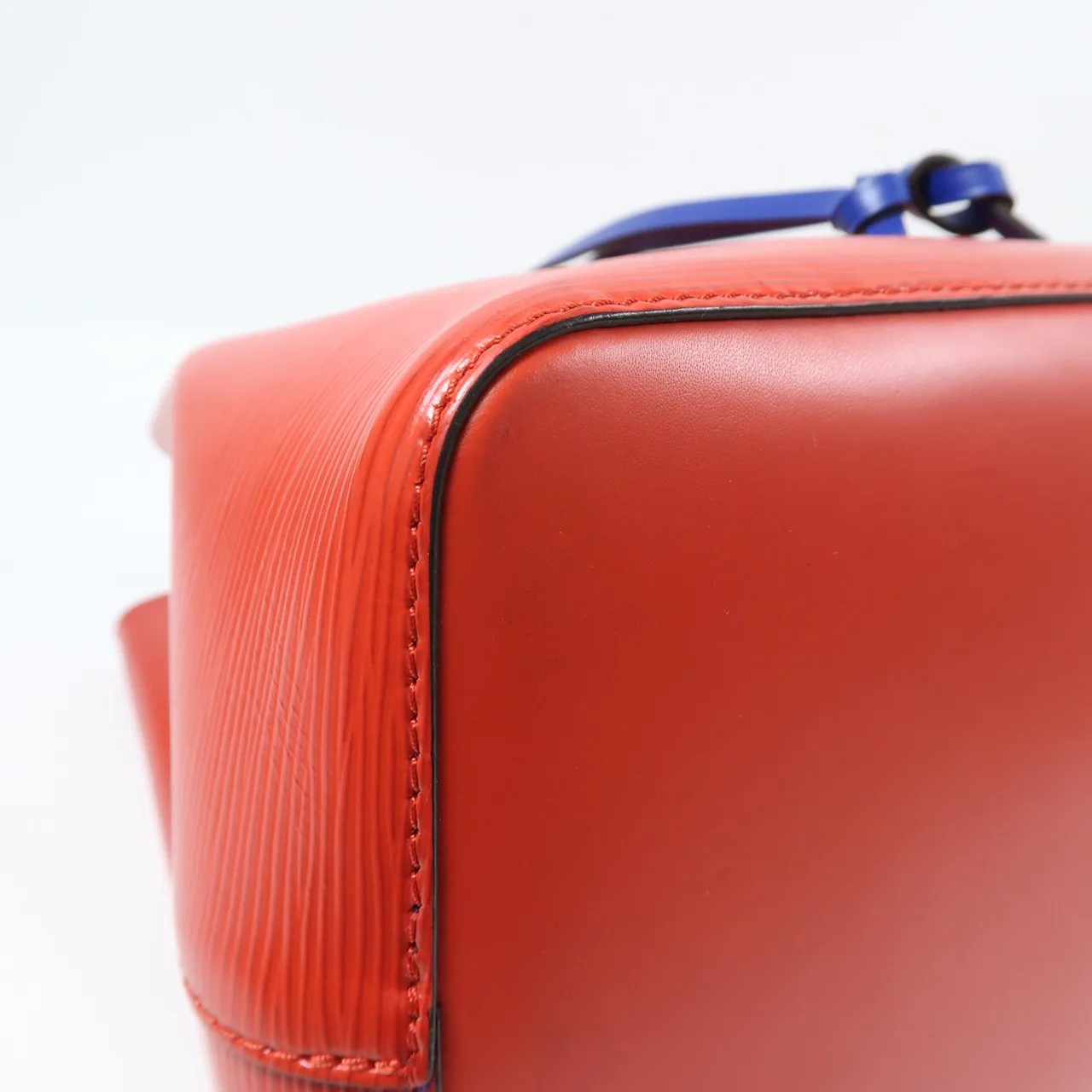 LOUIS VUITTON NeoNoe M54365 兩用包 牛皮 紅色 / 藍色 / Red/Blue 牛皮 中古品B - 縮圖 9