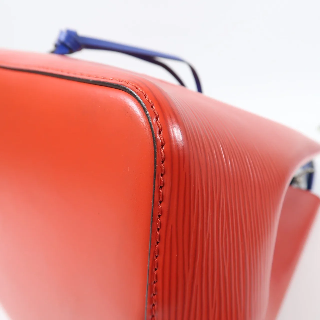 LOUIS VUITTON NeoNoe M54365 兩用包 牛皮 紅色 / 藍色 / Red/Blue 牛皮 中古品B - 縮圖 10